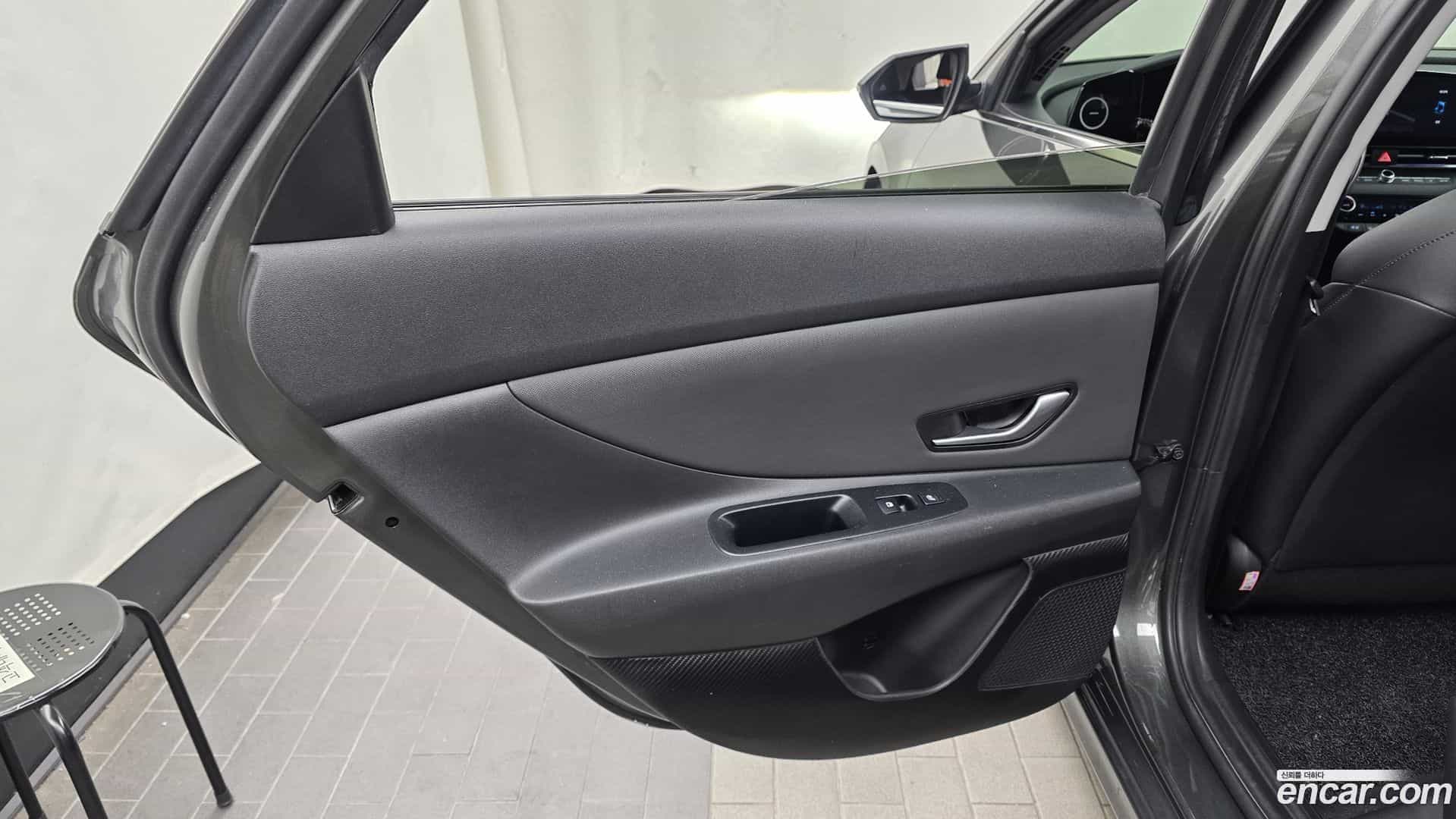 AVANTE Hyundai 2020.5-INNER-035