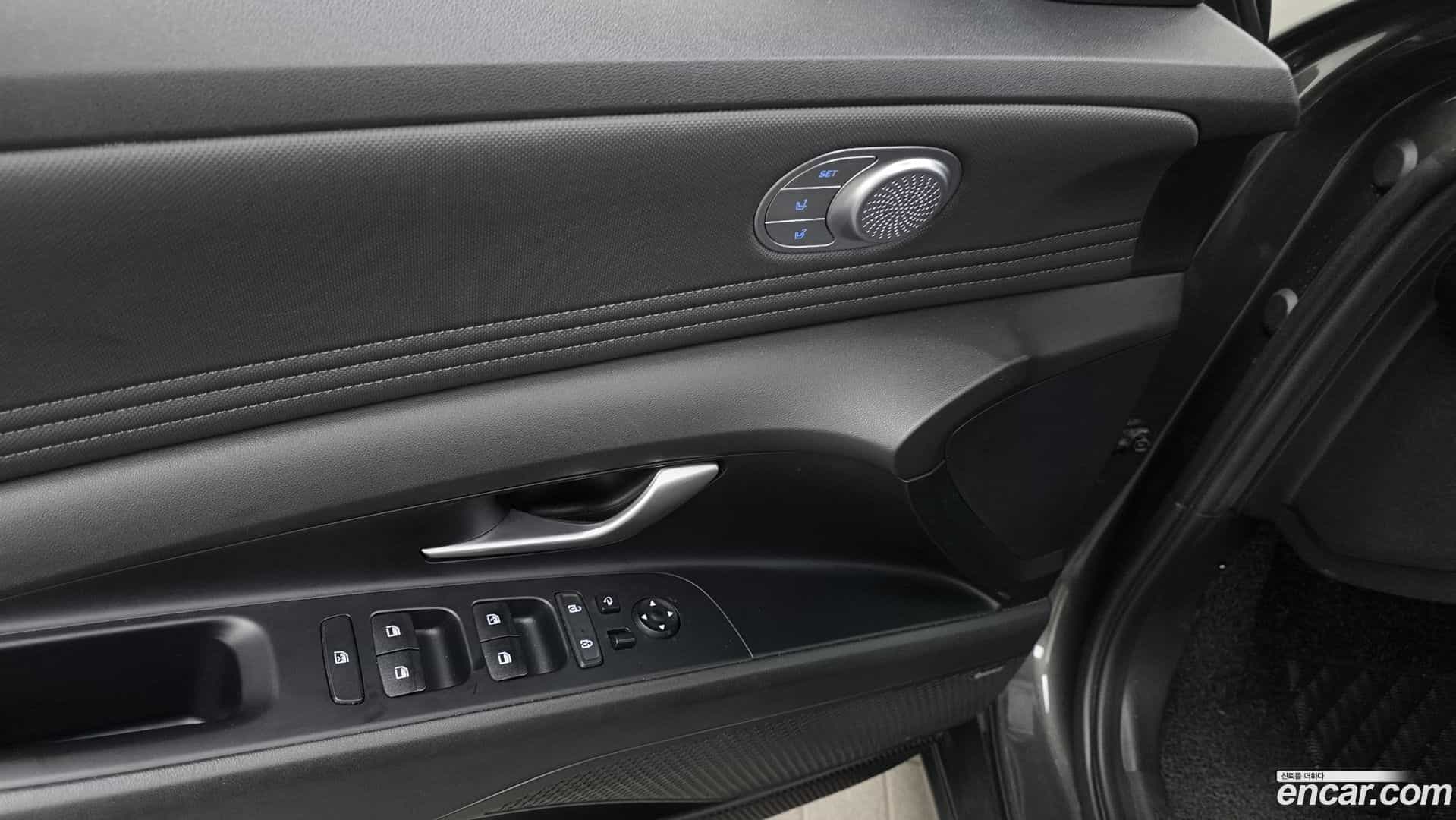 AVANTE Hyundai 2020.5-OPTION-041
