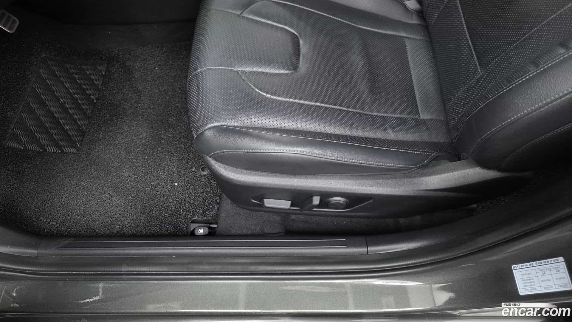 AVANTE Hyundai 2020.5-OPTION-044
