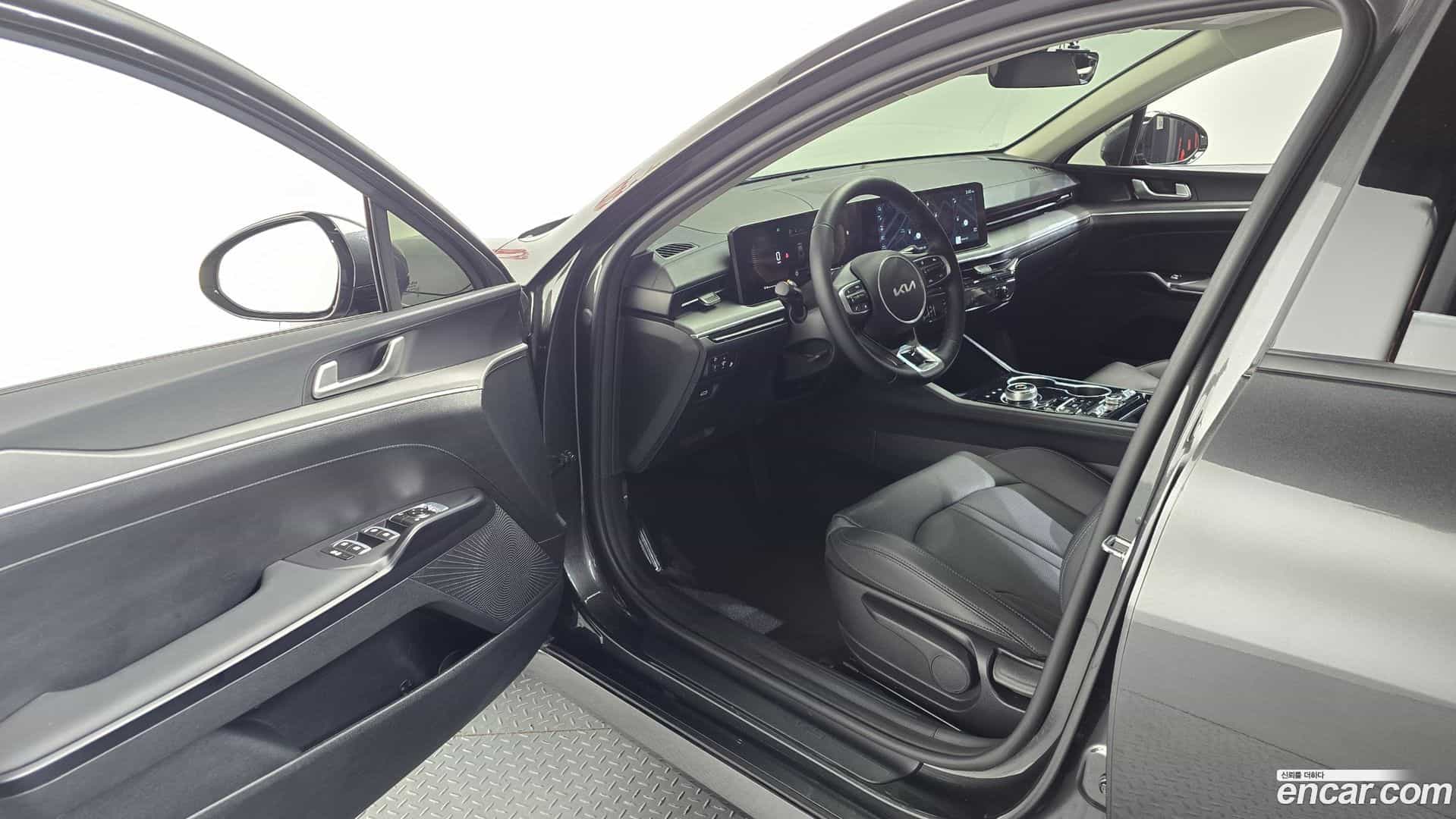 K5 Kia 2023.11-INNER-010