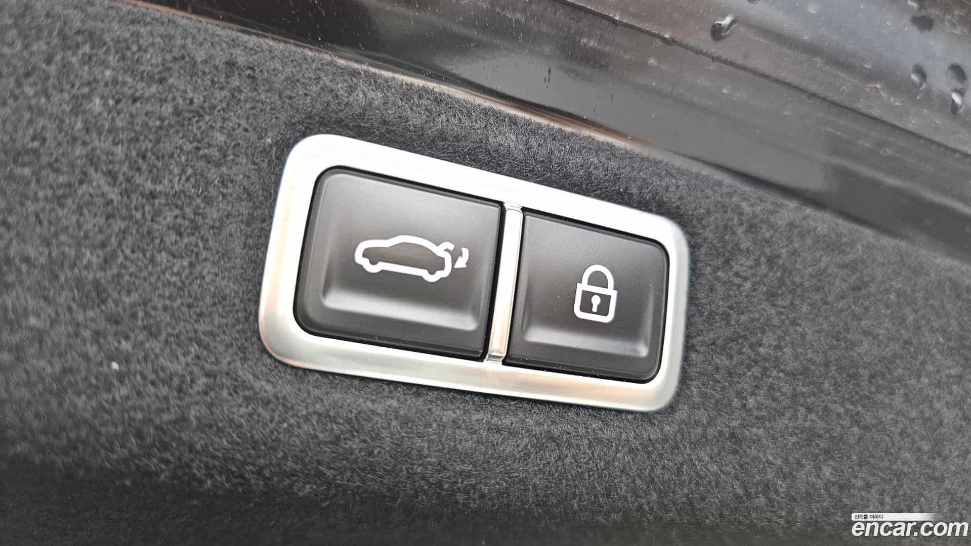 Grandeur Hyundai 2024.3-OPTION-040