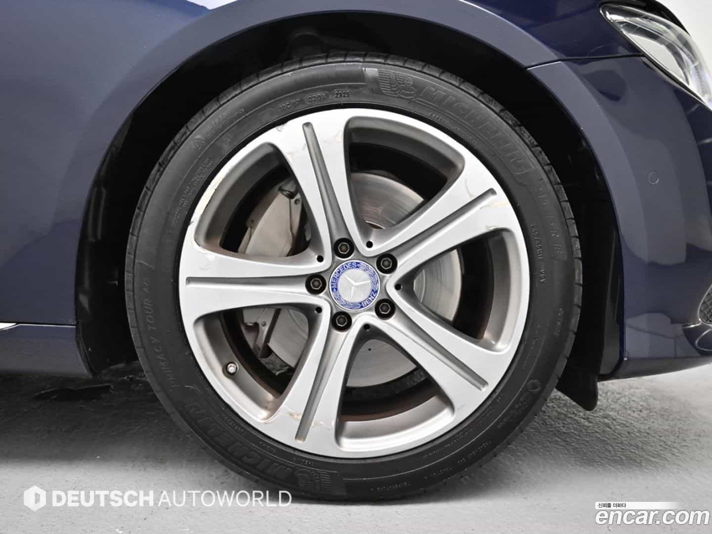 E-Class Mercedes-Benz 2016.9-OUTER-005