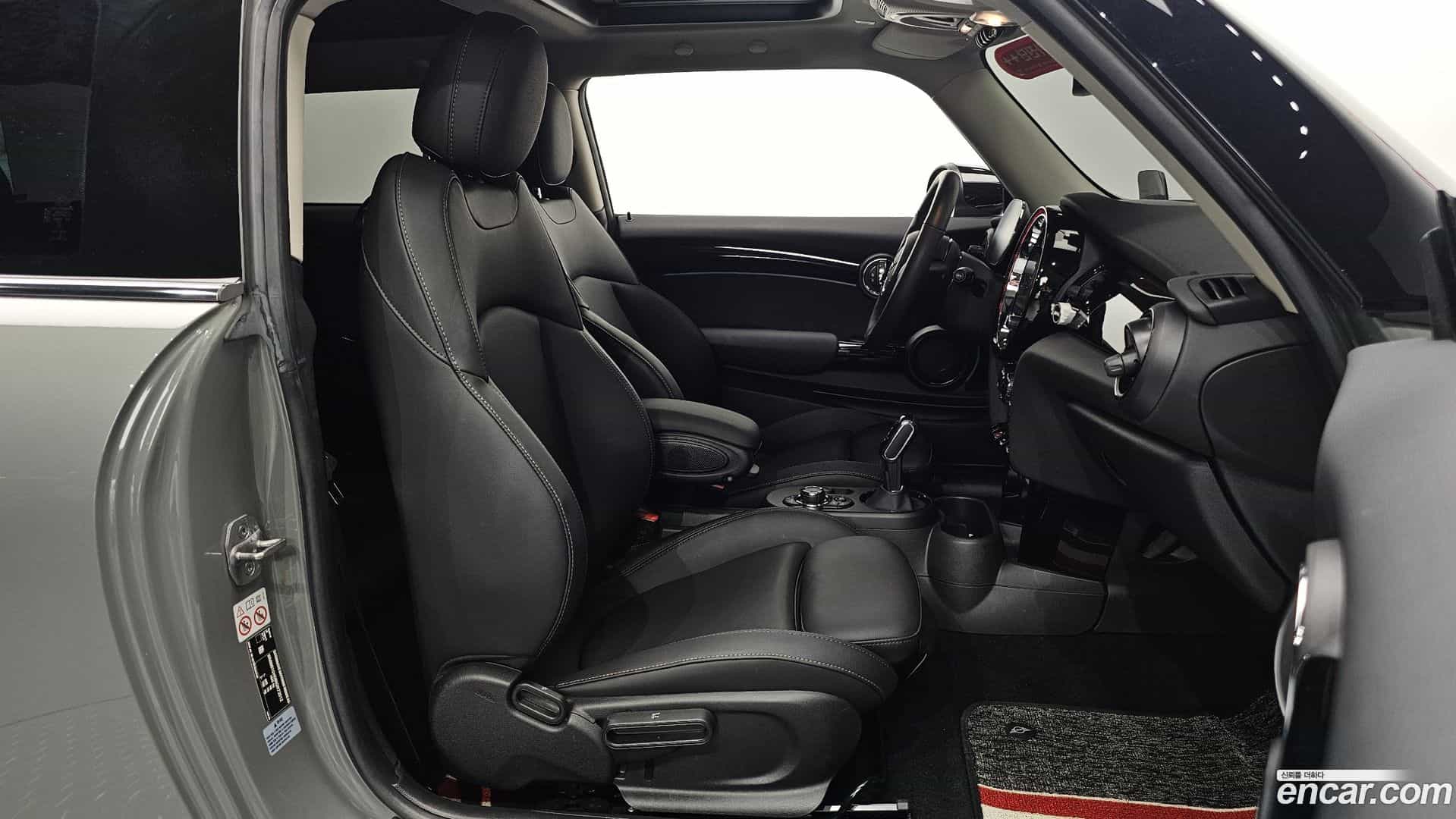 Cooper Mini 2021.11-INNER-010