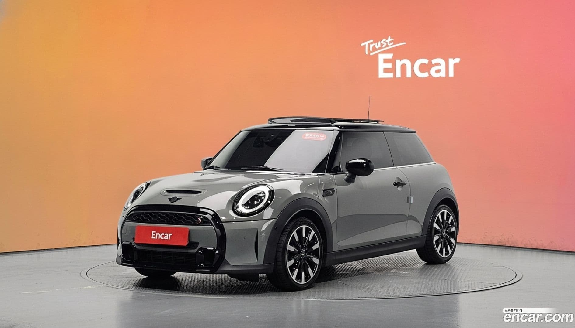 Main__Slider__Photo:Cooper Mini 2021.11-0