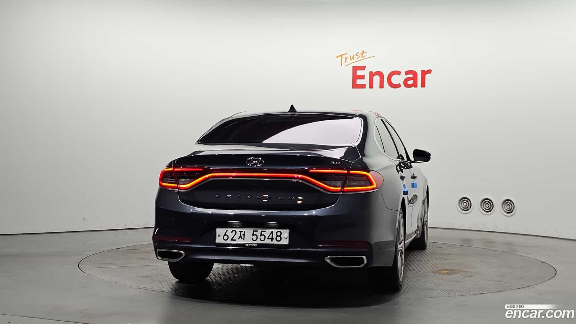 Grandeur Hyundai 2018.0-OUTER-004