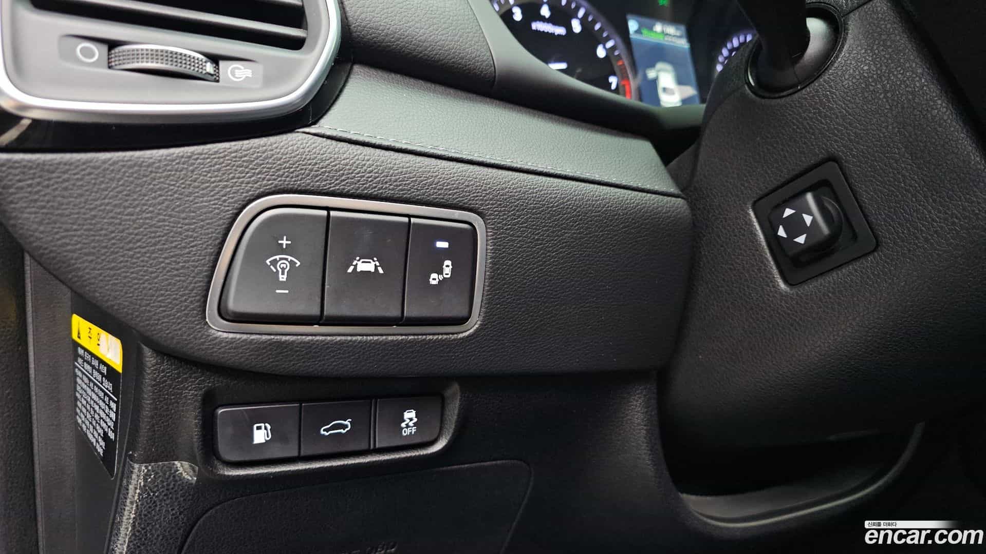 Grandeur Hyundai 2018.0-OPTION-017