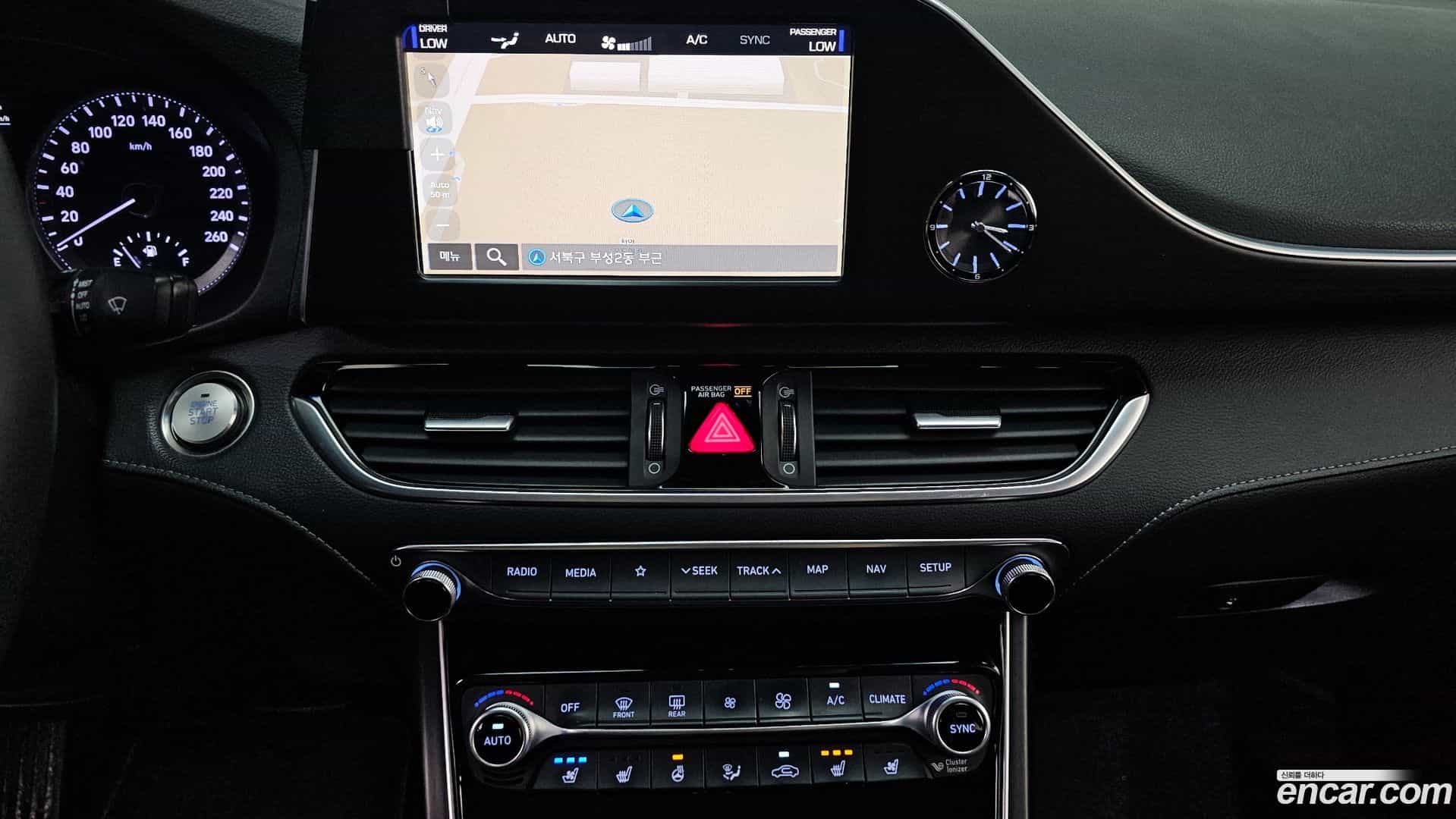 Grandeur Hyundai 2018.0-OPTION-019