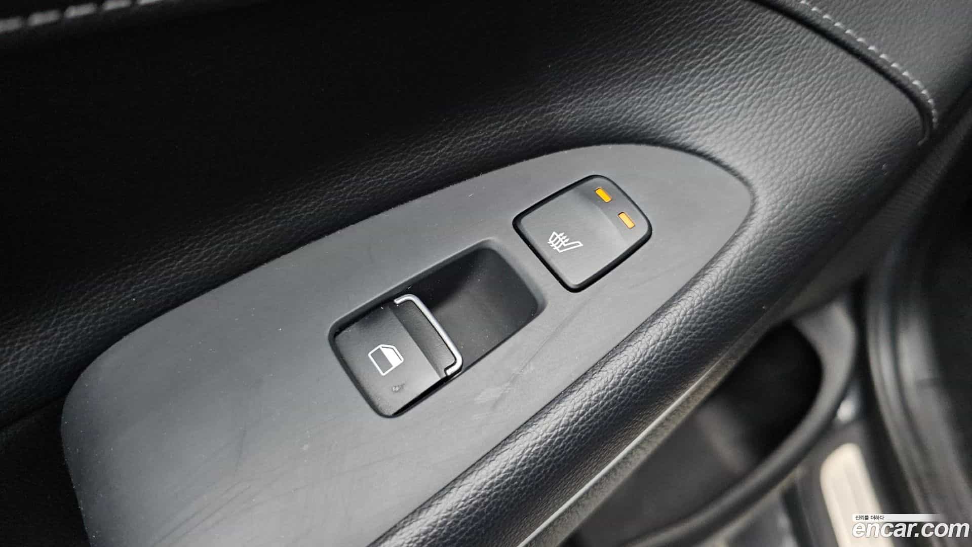 Grandeur Hyundai 2018.0-OPTION-022