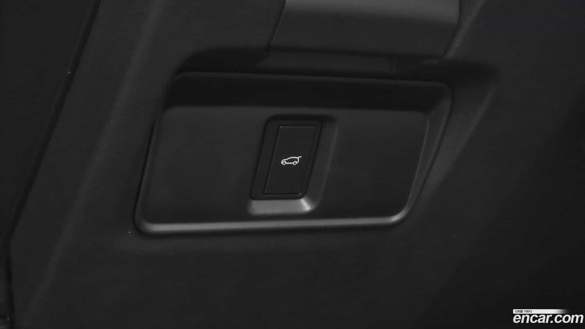 Range Rover Evoque Land Rover 2025.5-OPTION-019