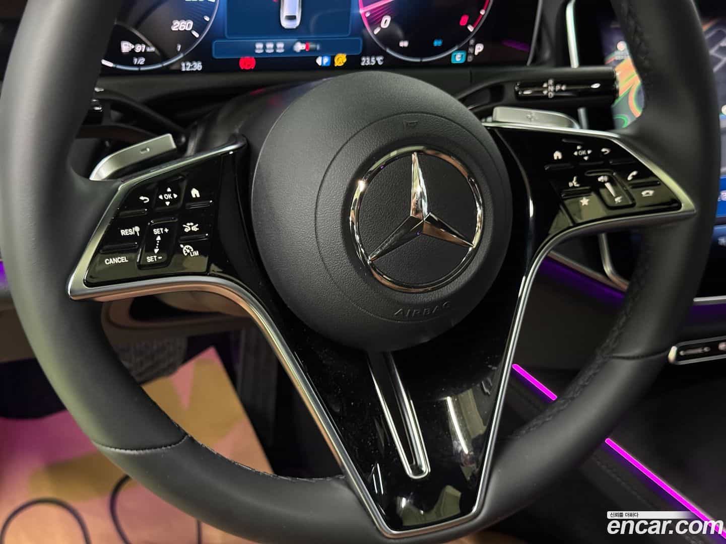 E-Class Mercedes-Benz 2025.7-INNER-010