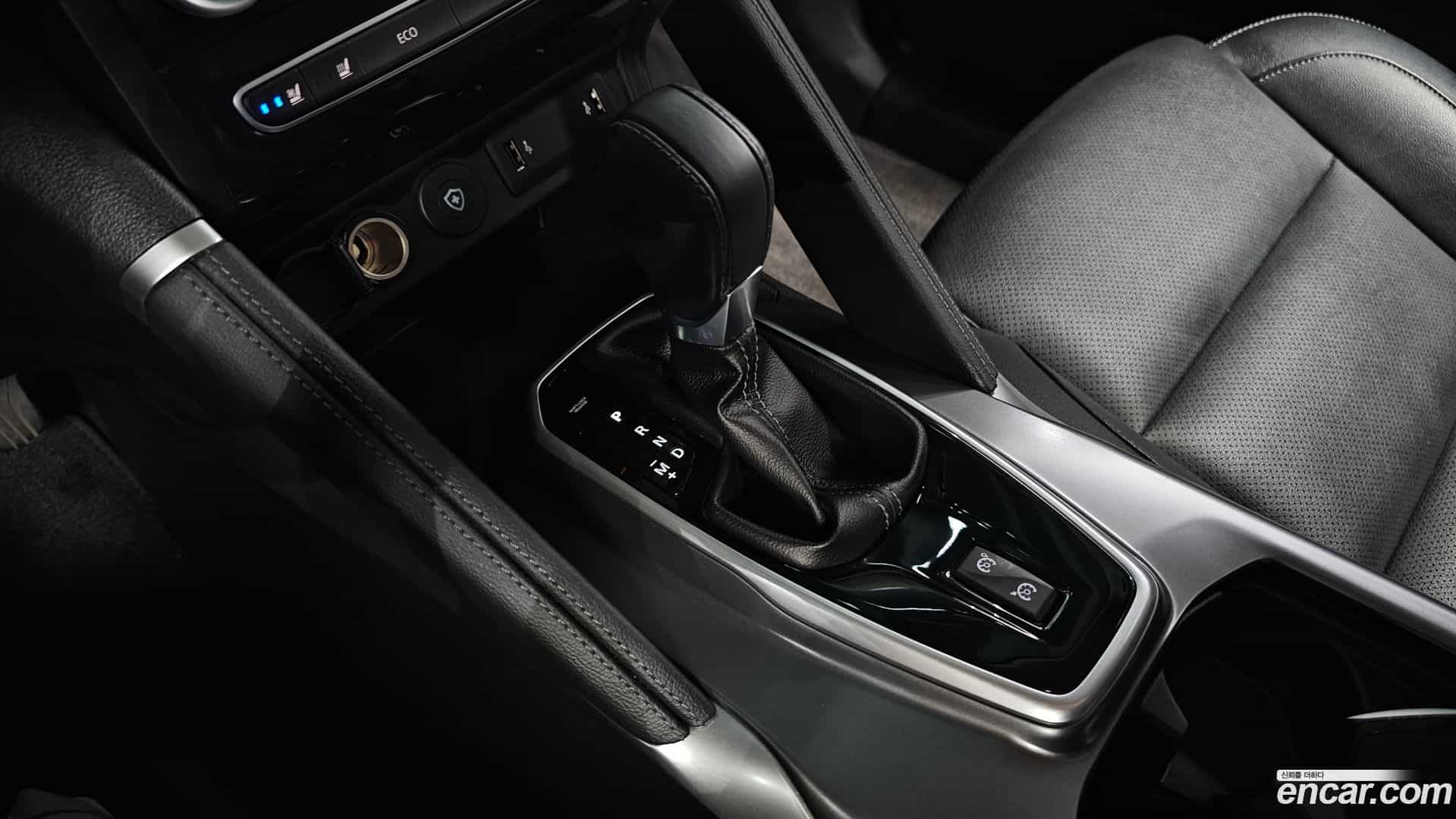 QM6 Renault Korea 2024.0-INNER-009
