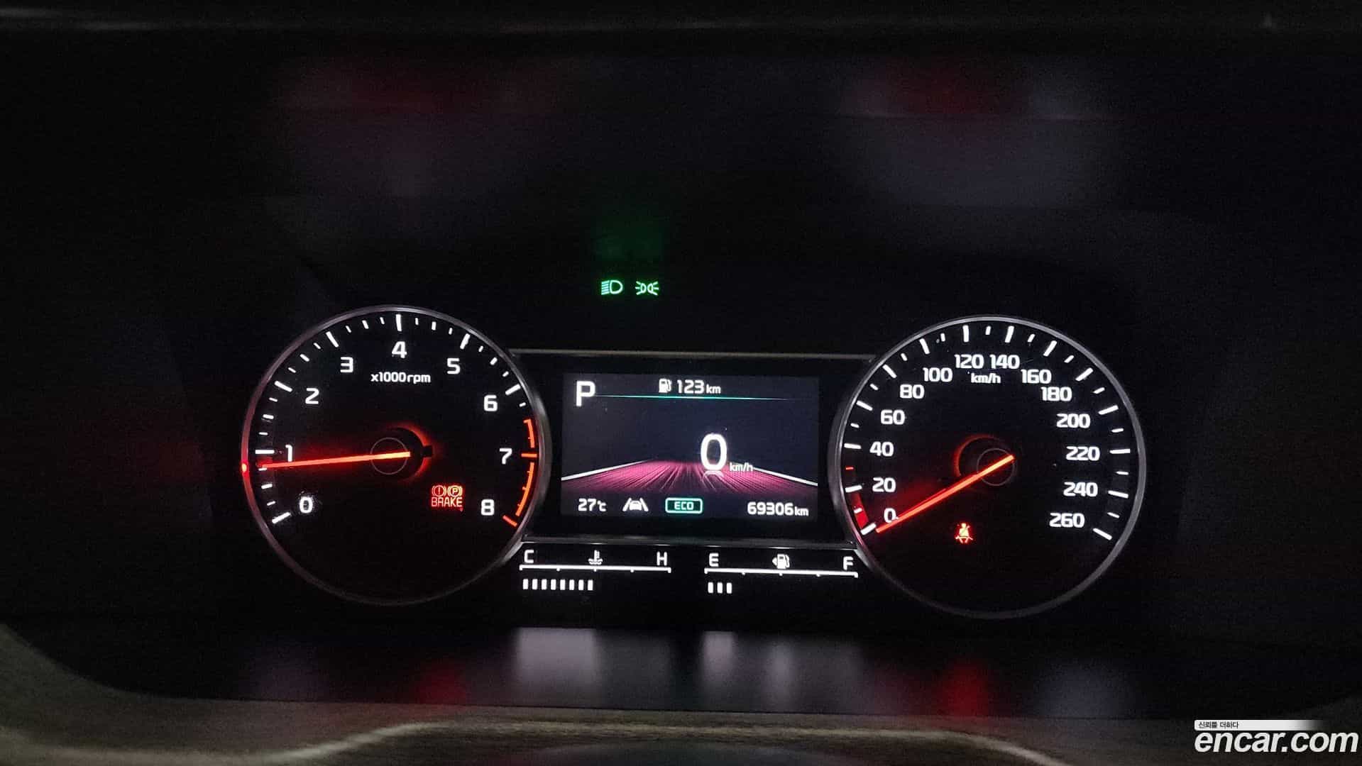 Sorento Kia 2021.0-INNER-008