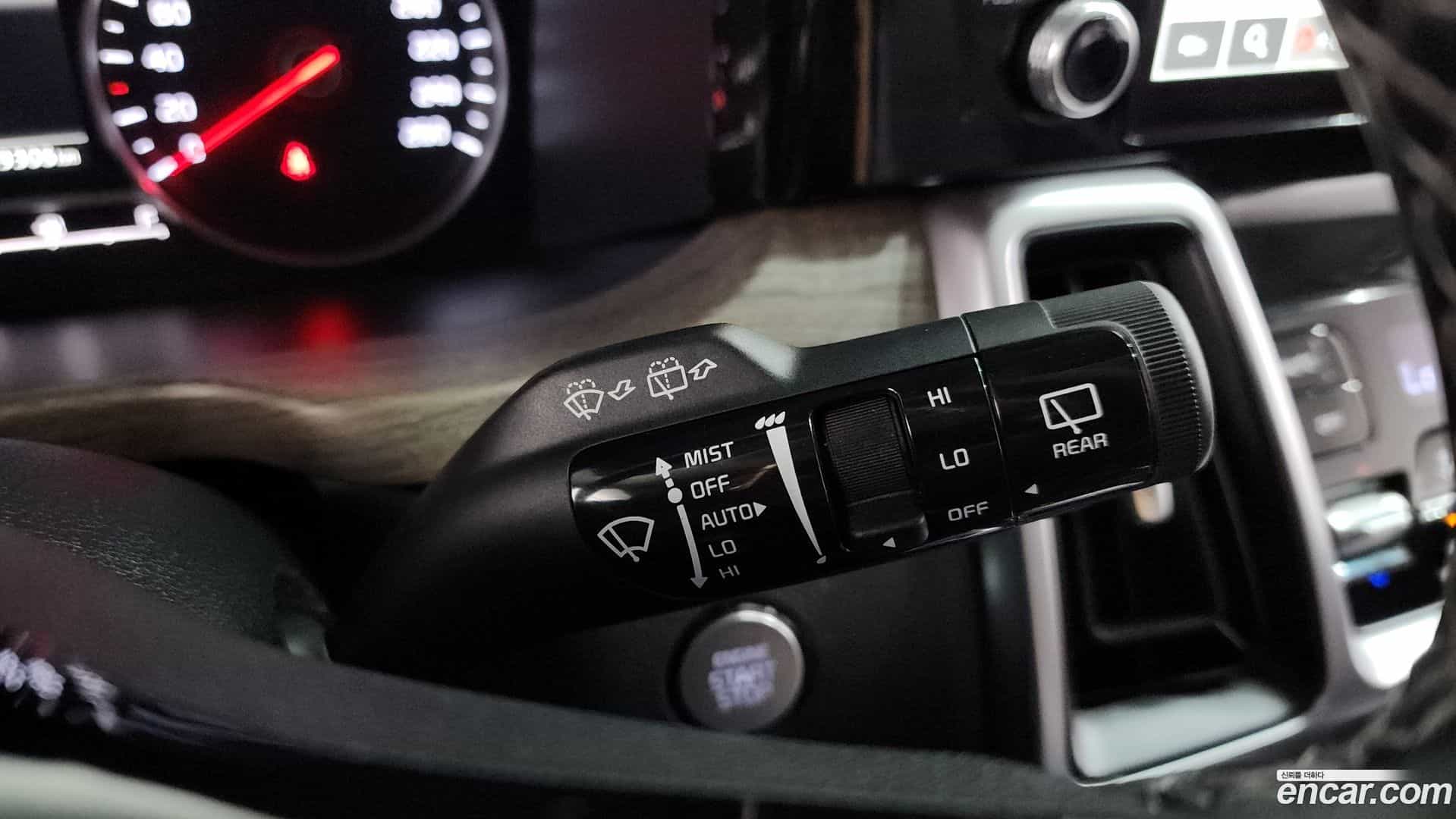 Sorento Kia 2021.0-OPTION-043