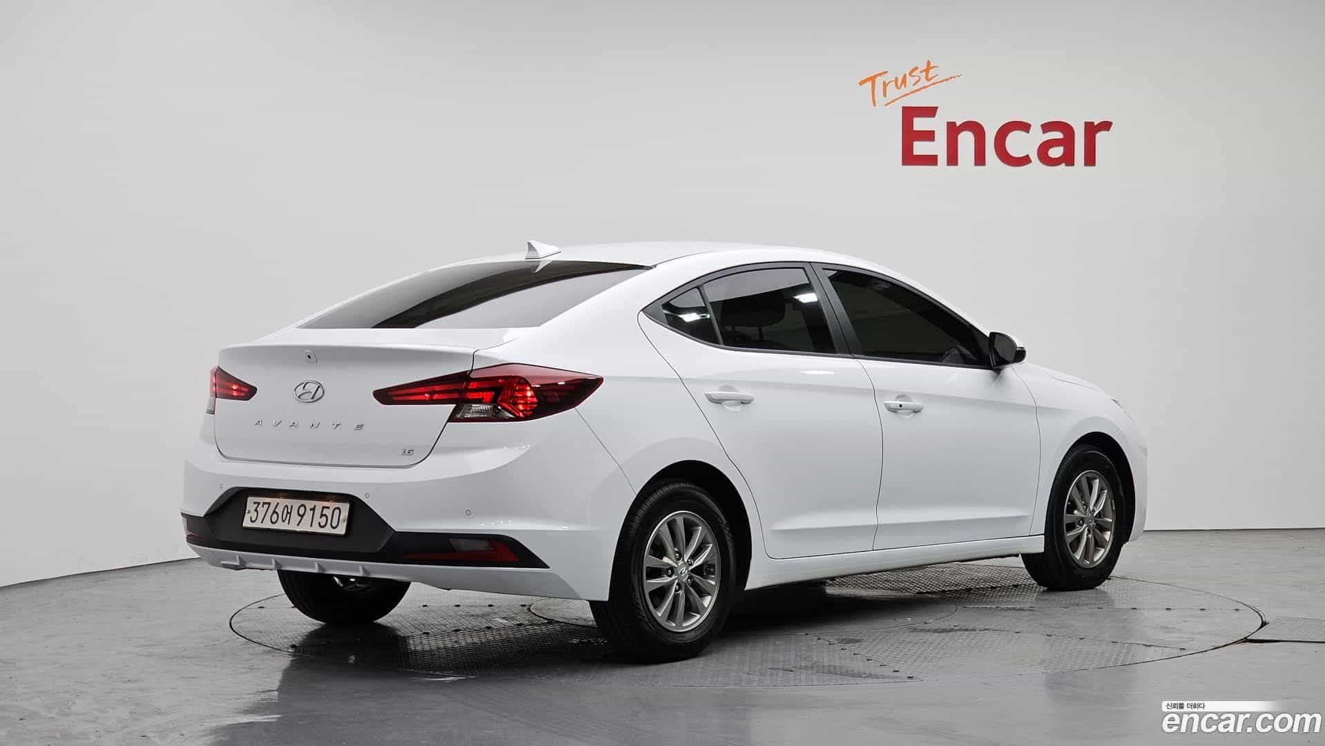 AVANTE Hyundai 2020.2-OUTER-002