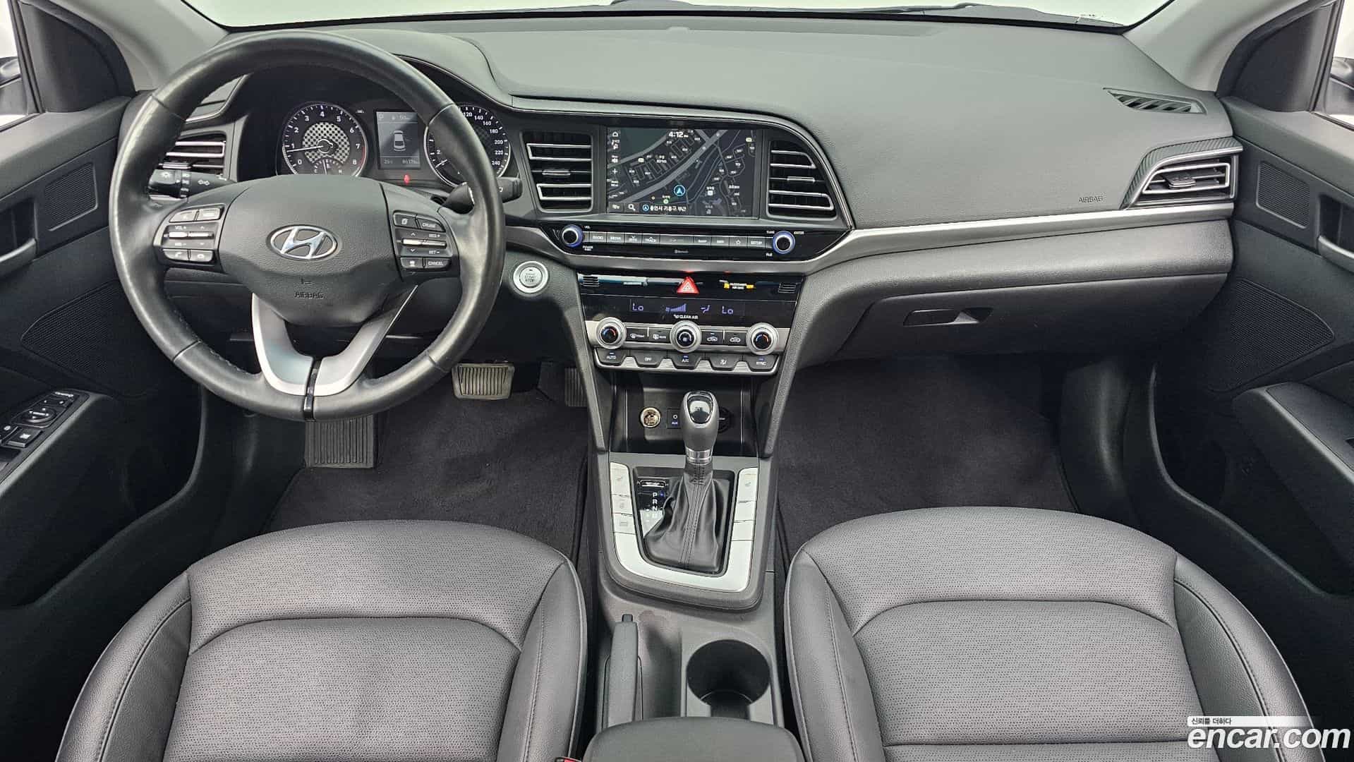 AVANTE Hyundai 2020.2-INNER-007
