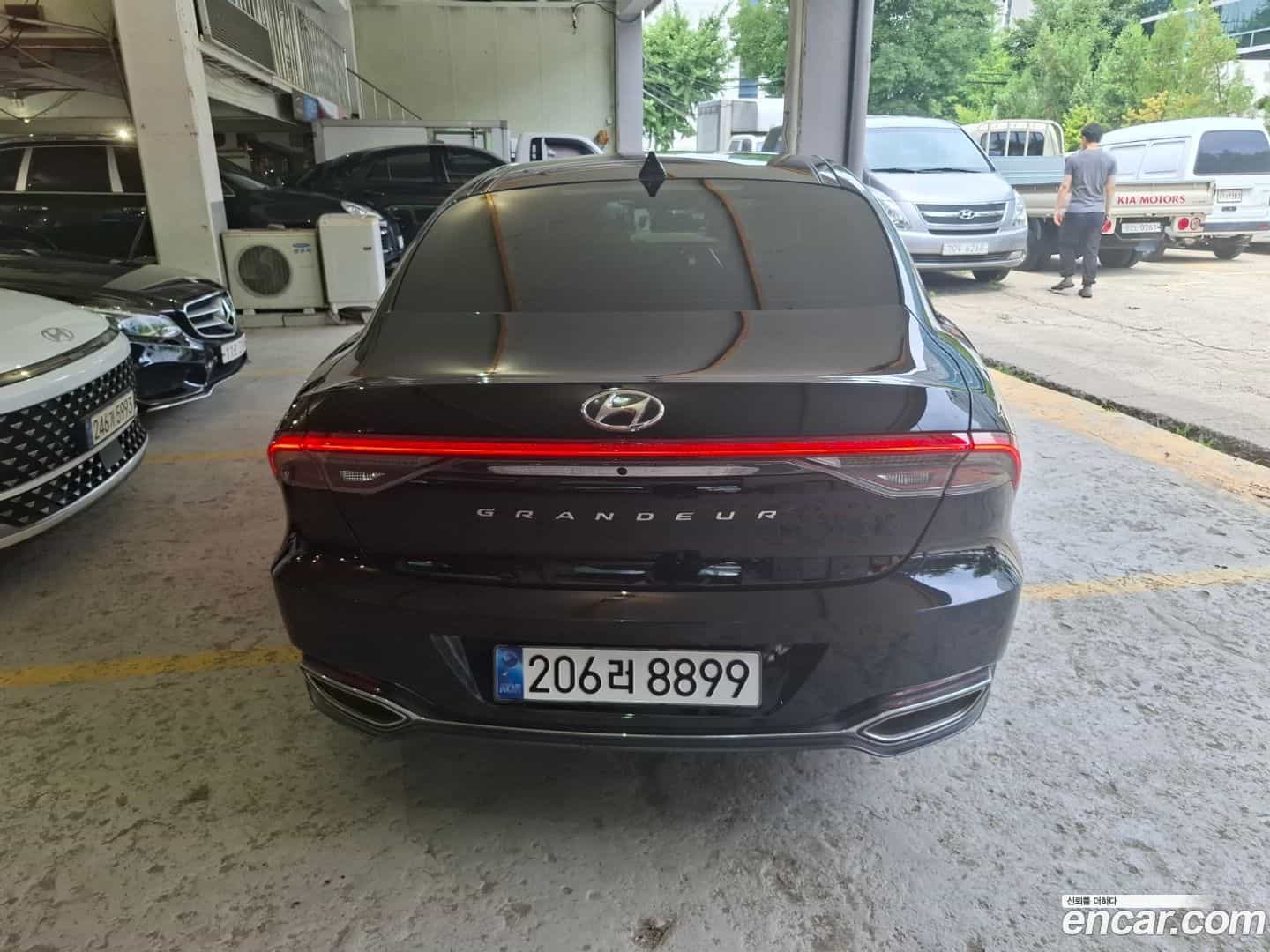 Grandeur Hyundai 2022.3-OUTER-003