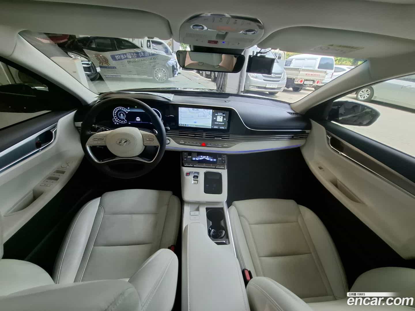 Grandeur Hyundai 2022.3-INNER-007