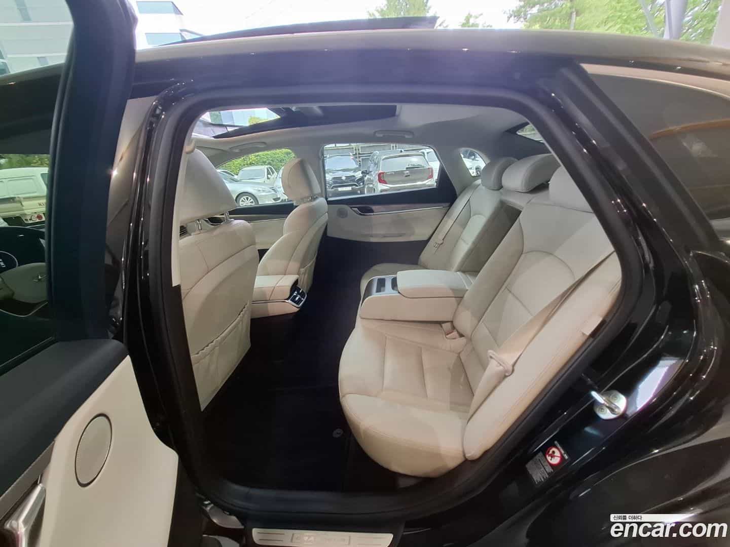 Grandeur Hyundai 2022.3-OPTION-022