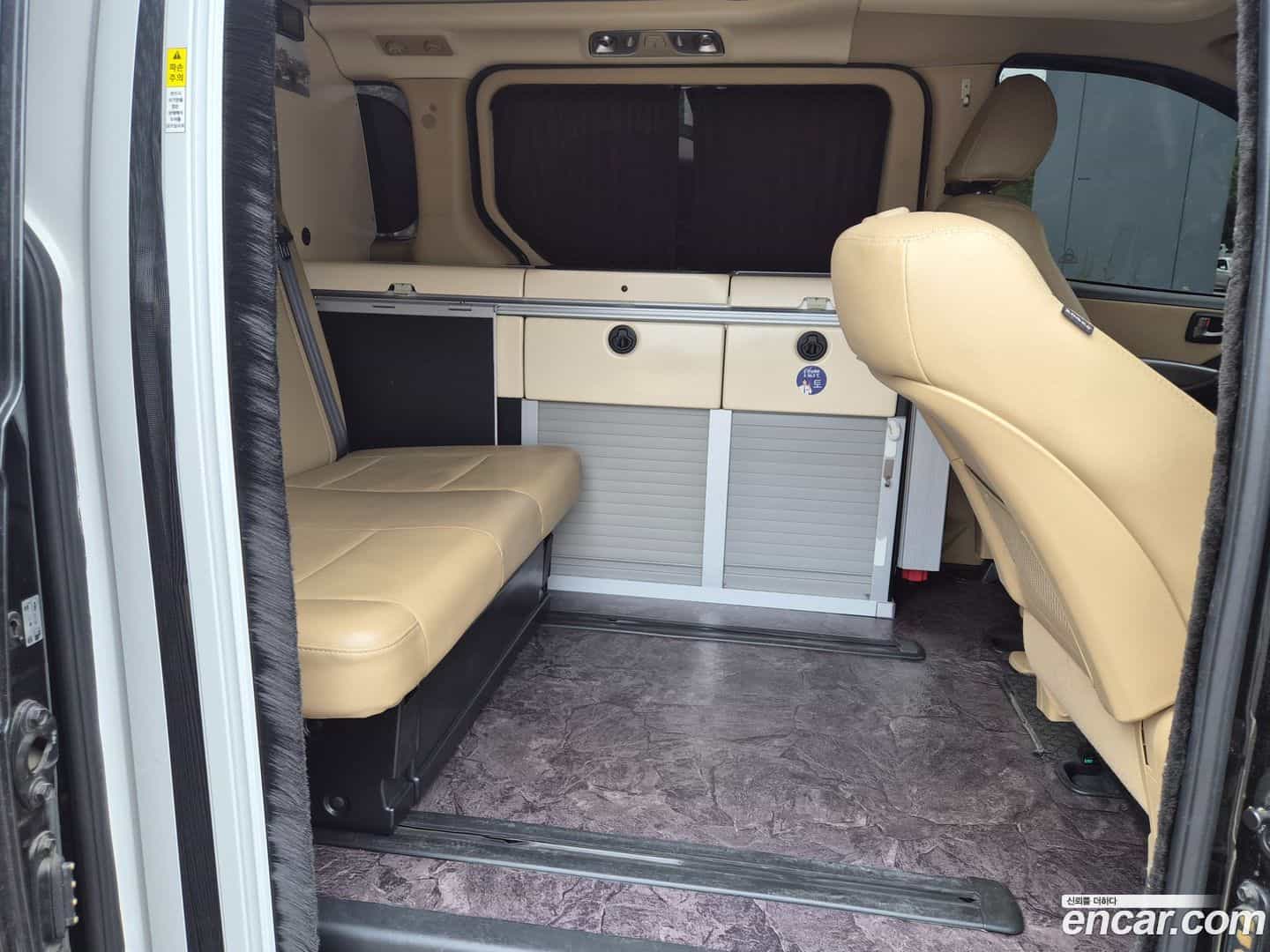 Starex Hyundai 2018.7-OPTION-017