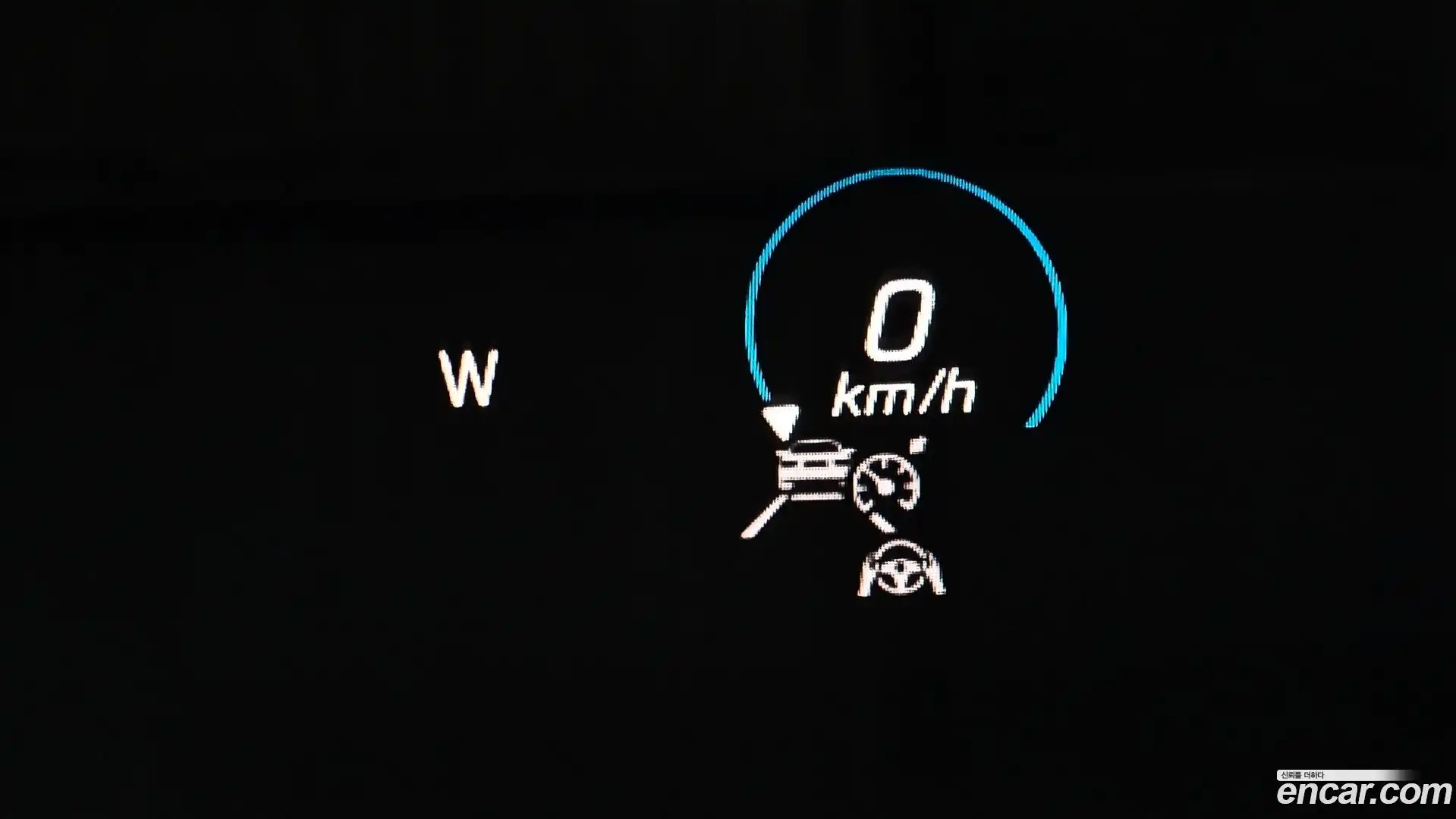 E-Class Mercedes-Benz 2022.8-OPTION-023