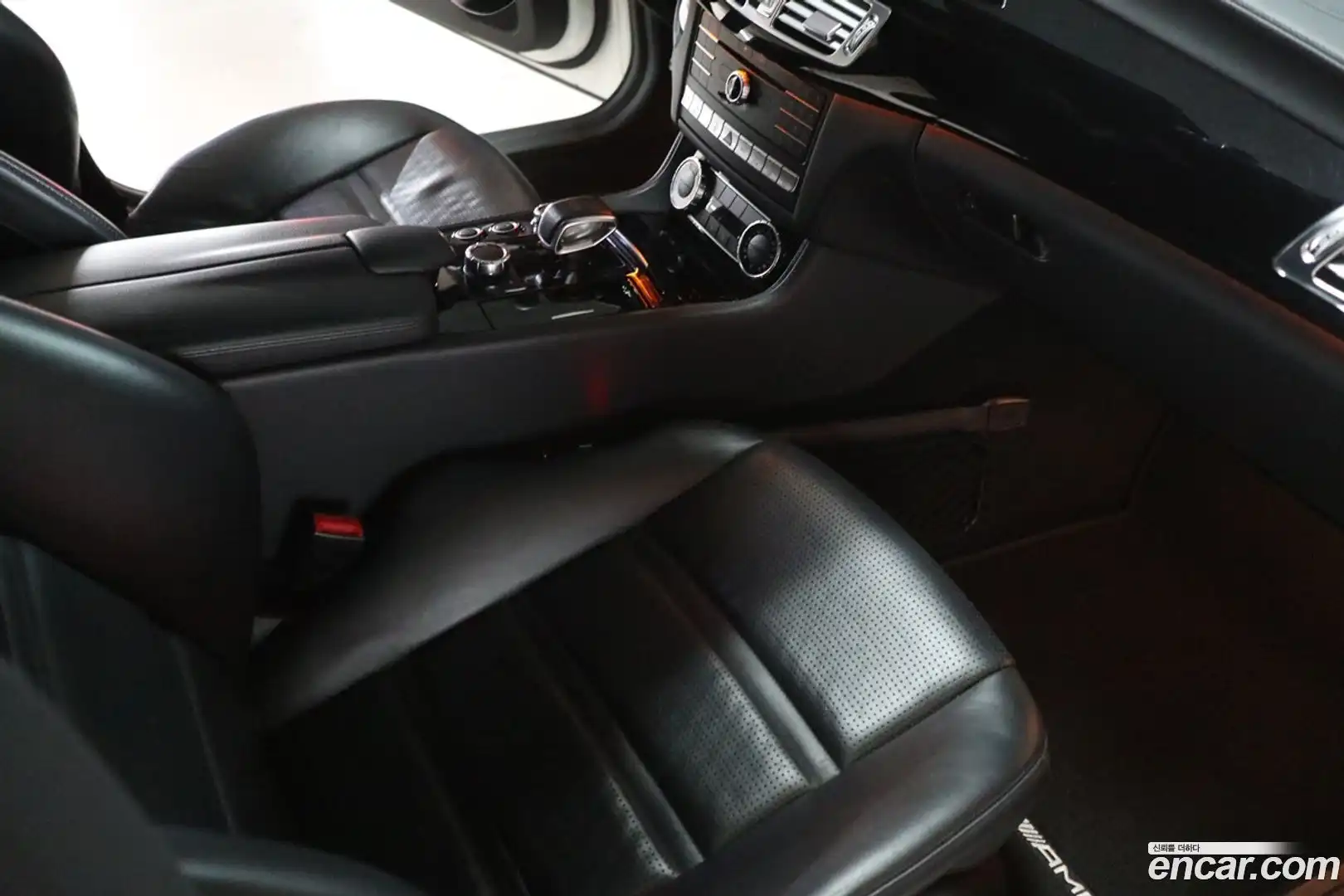 CLS-Class Mercedes-Benz 2016.10-OPTION-016