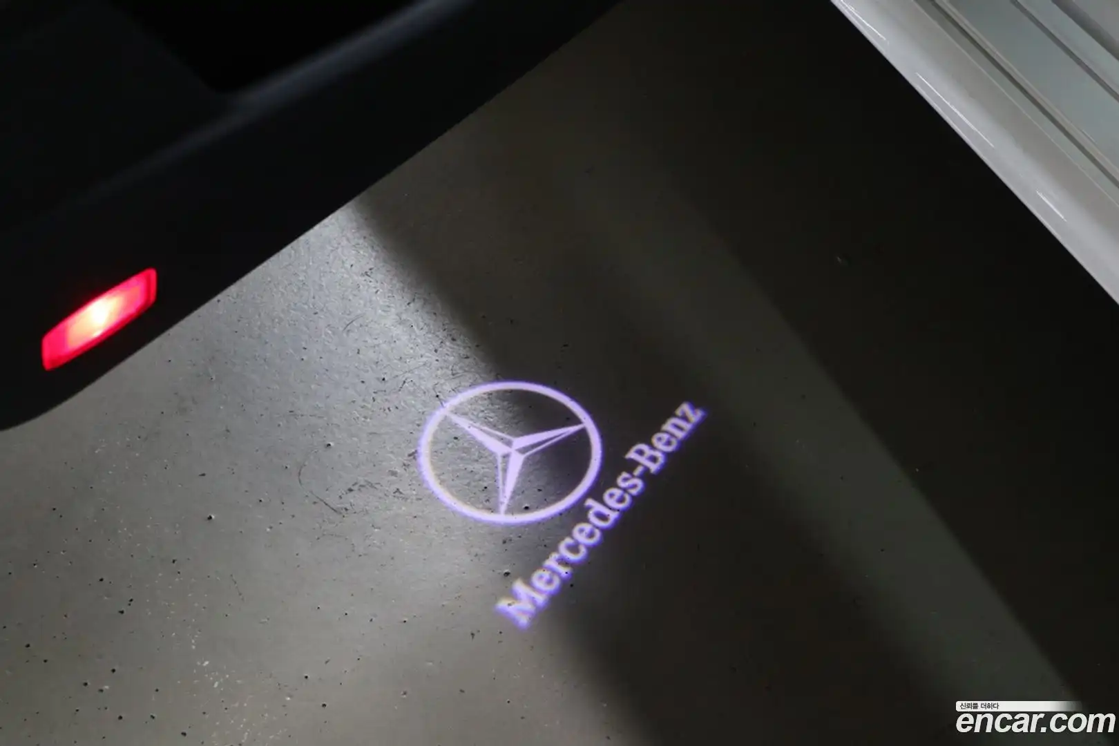 CLS-Class Mercedes-Benz 2016.10-OPTION-022