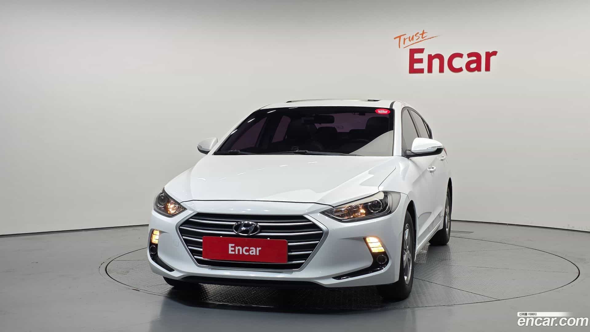 AVANTE Hyundai 2017.0-OUTER-003