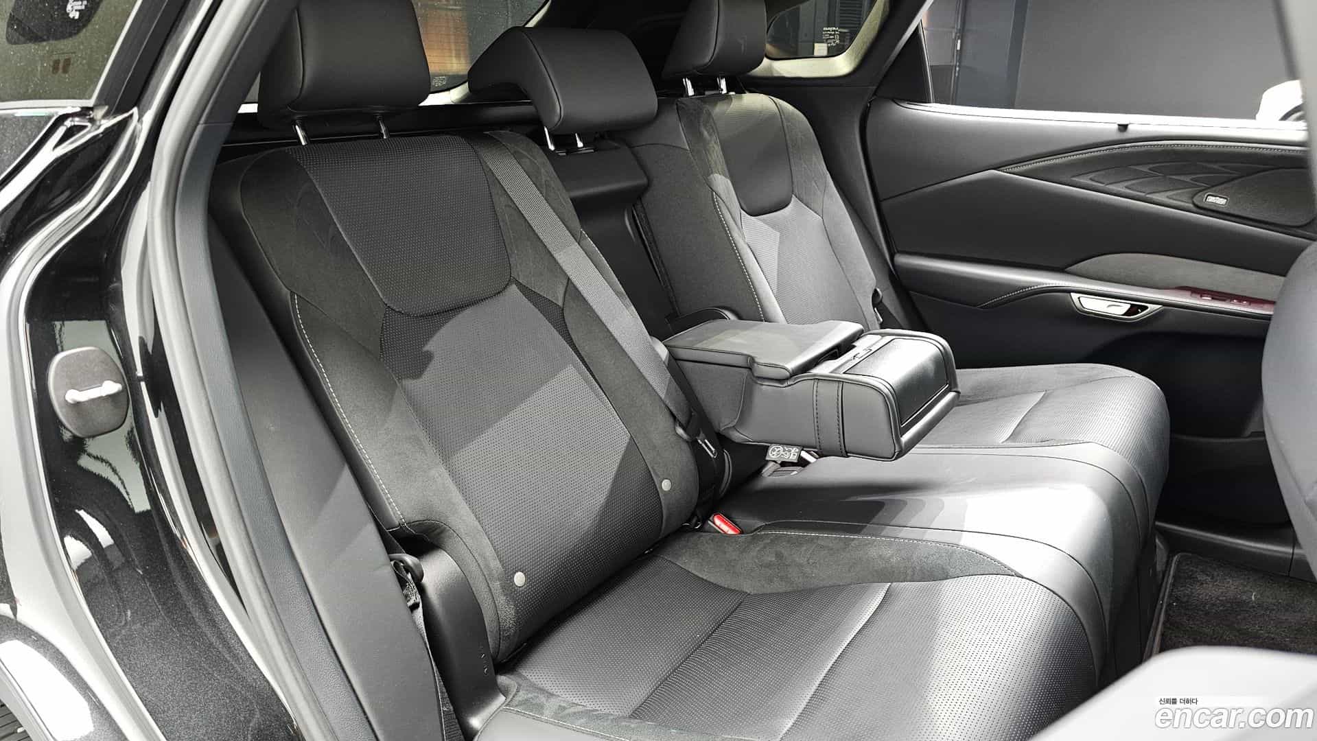 RX Lexus 2025.6-OPTION-015