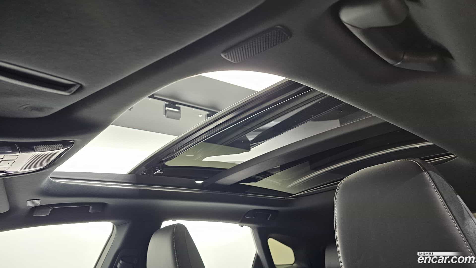 RX Lexus 2025.6-OPTION-048