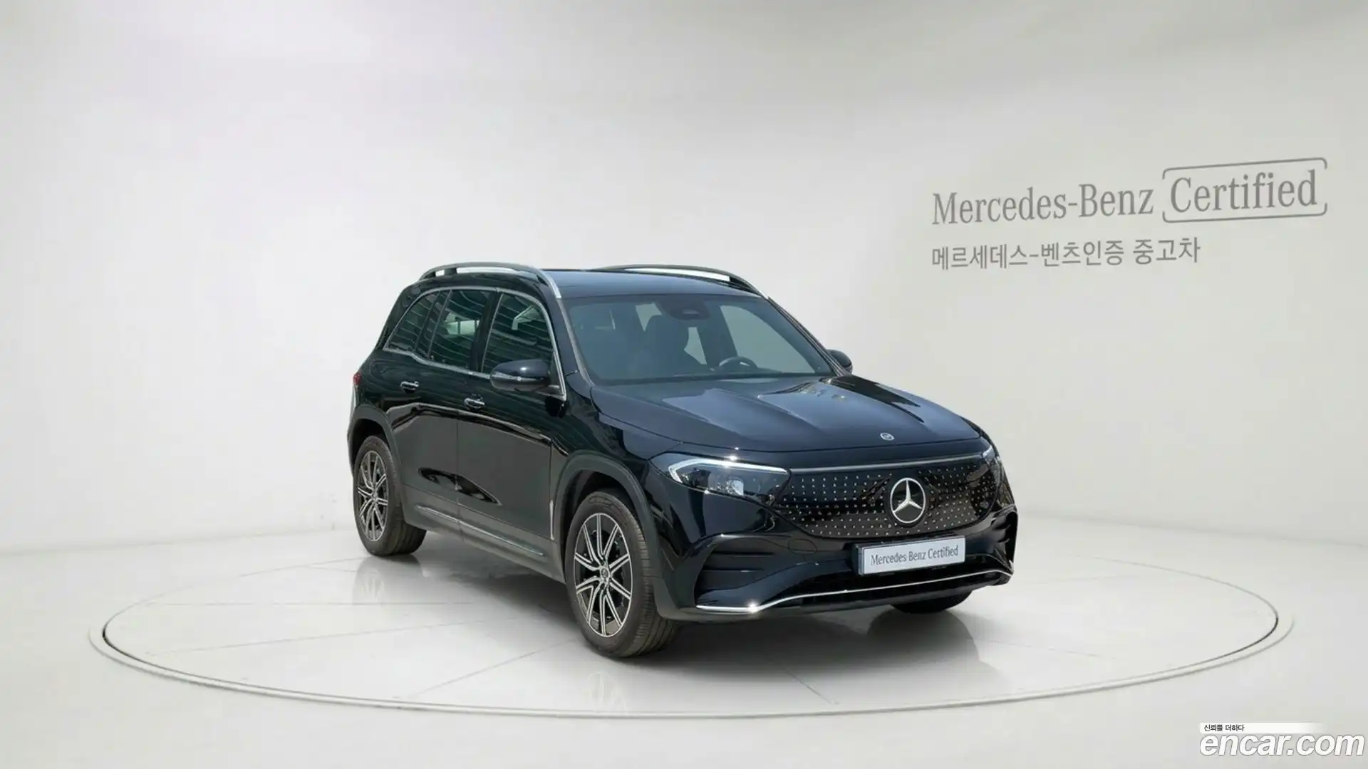 EQB Mercedes-Benz 2025.7-OUTER-001