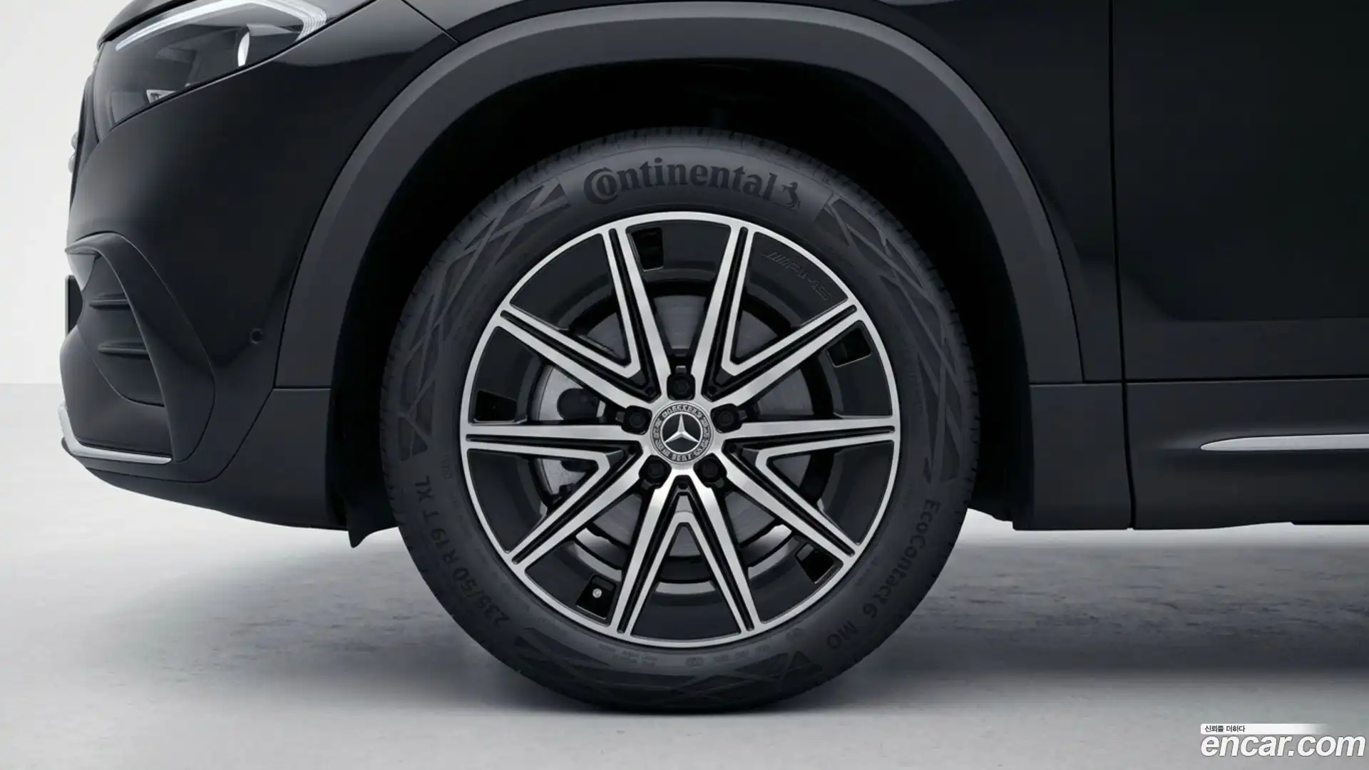 EQB Mercedes-Benz 2025.7-OUTER-005