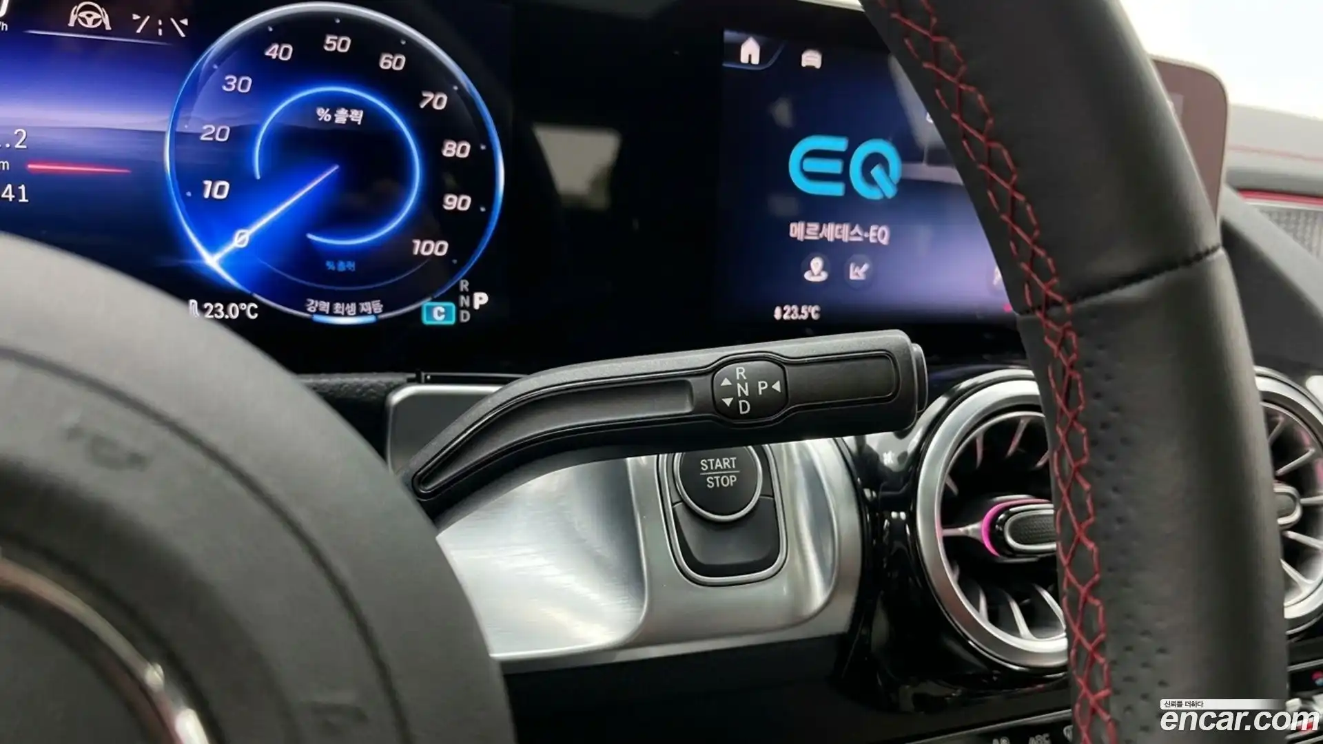 EQB Mercedes-Benz 2025.7-INNER-009