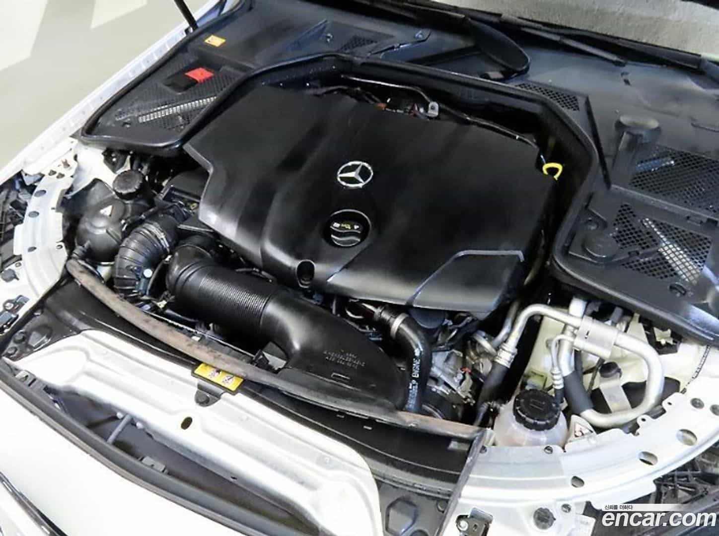 C-Class Mercedes-Benz 2015.0-OPTION-023