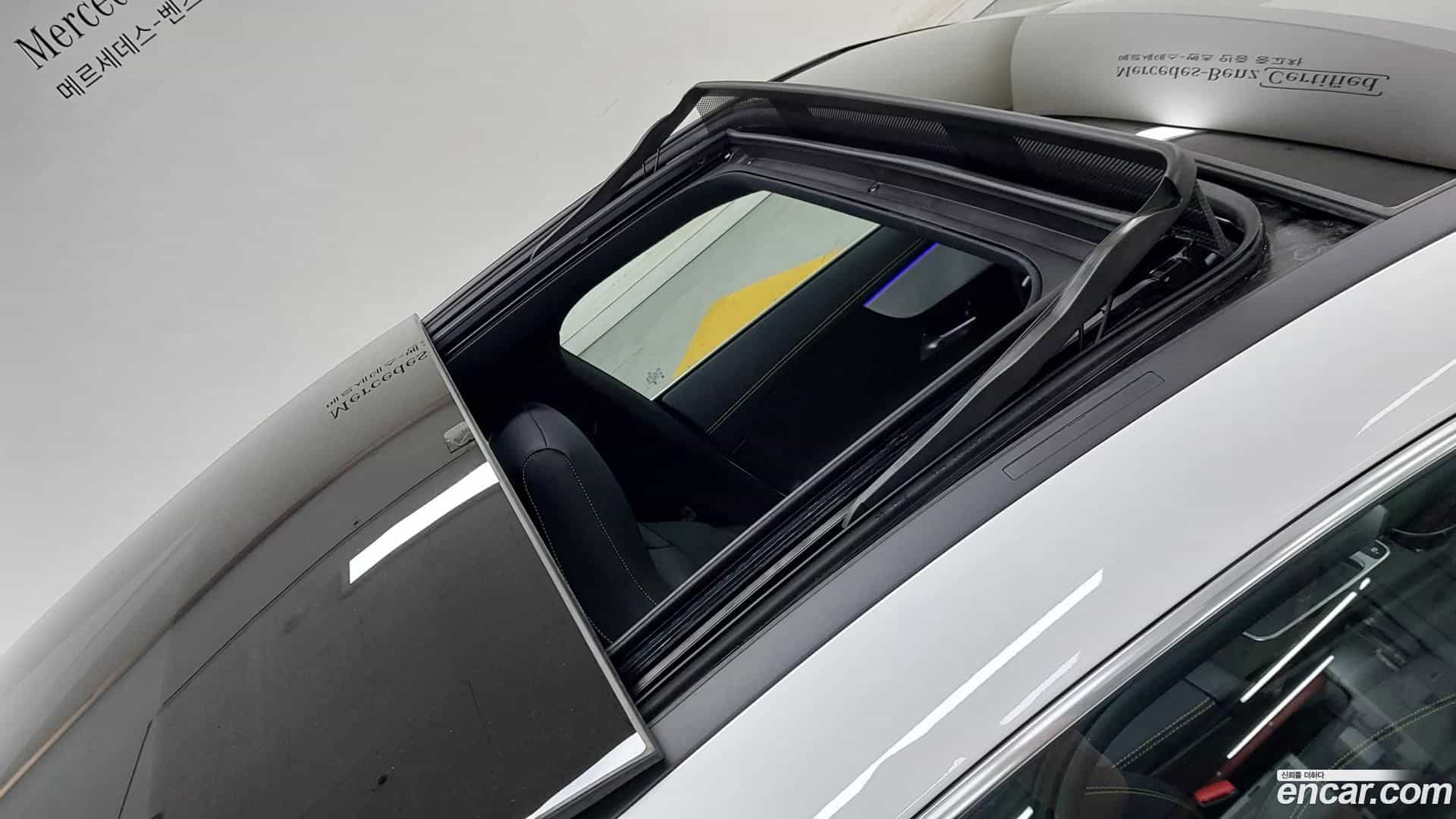 CLA-Class Mercedes-Benz 2025.10-OPTION-016