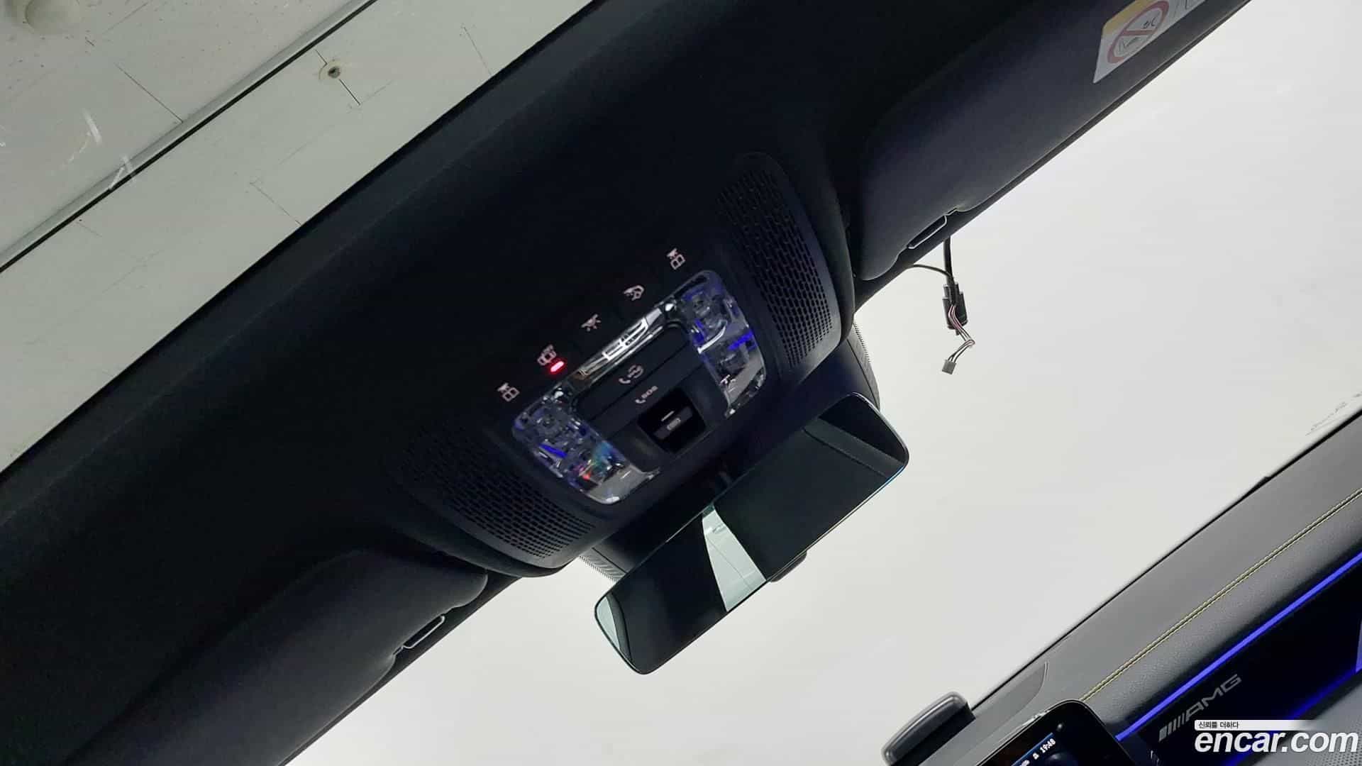 CLA-Class Mercedes-Benz 2025.10-OPTION-021