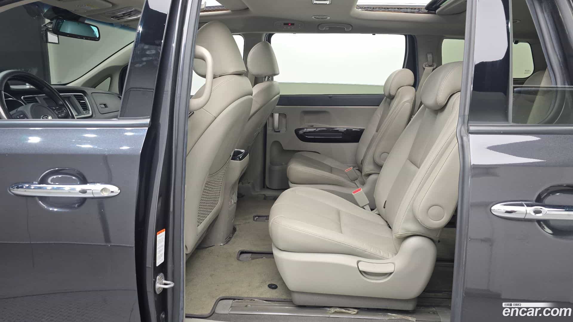 Canival Kia 2019.9-OPTION-016