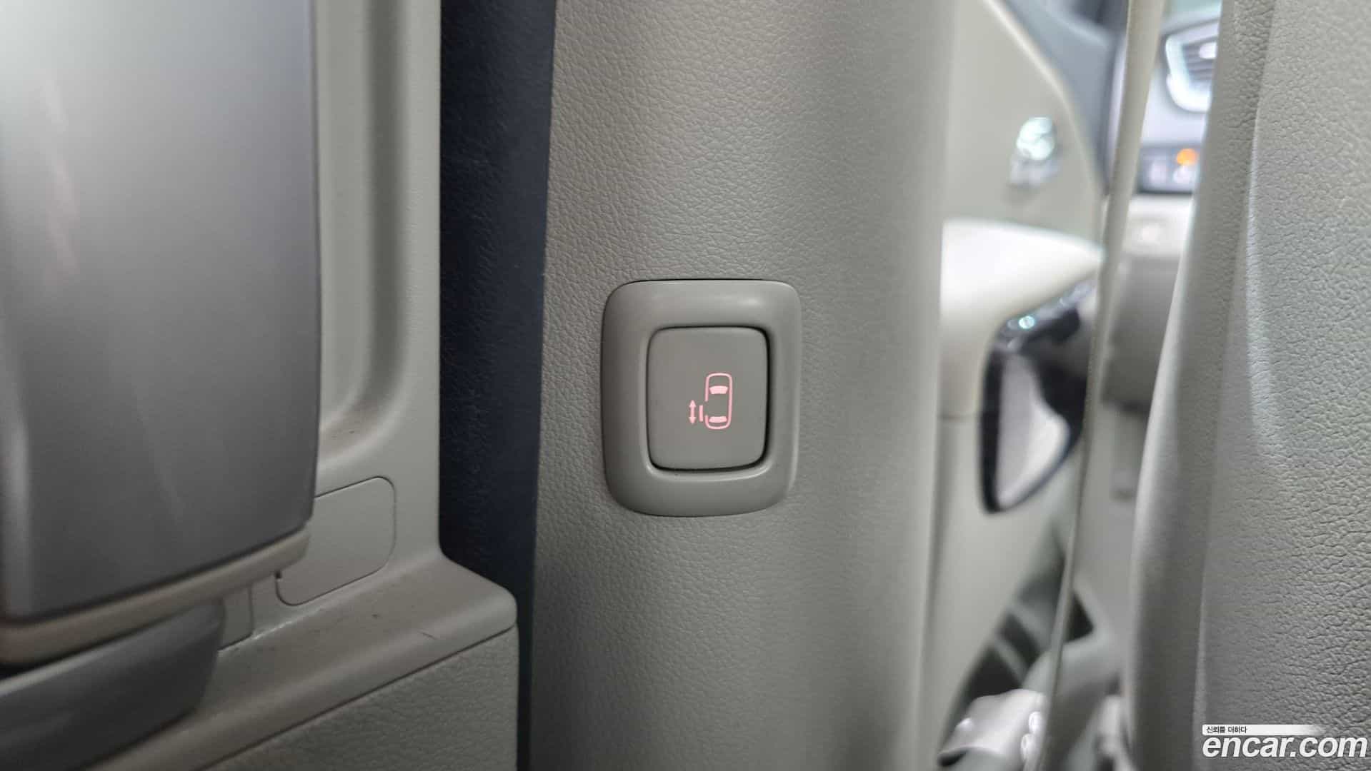 Canival Kia 2019.9-OPTION-024