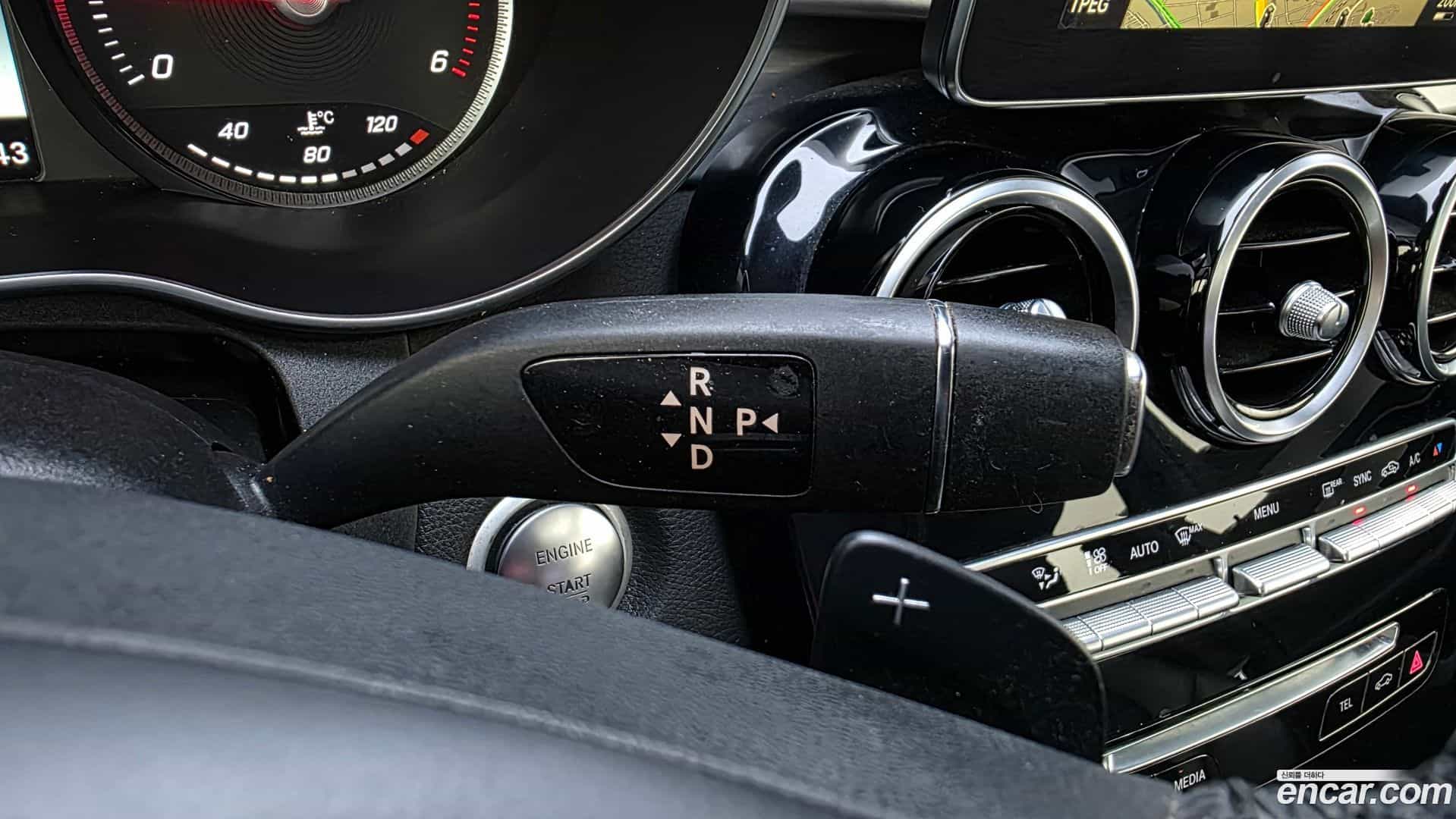 C-Class Mercedes-Benz 2016.10-INNER-009