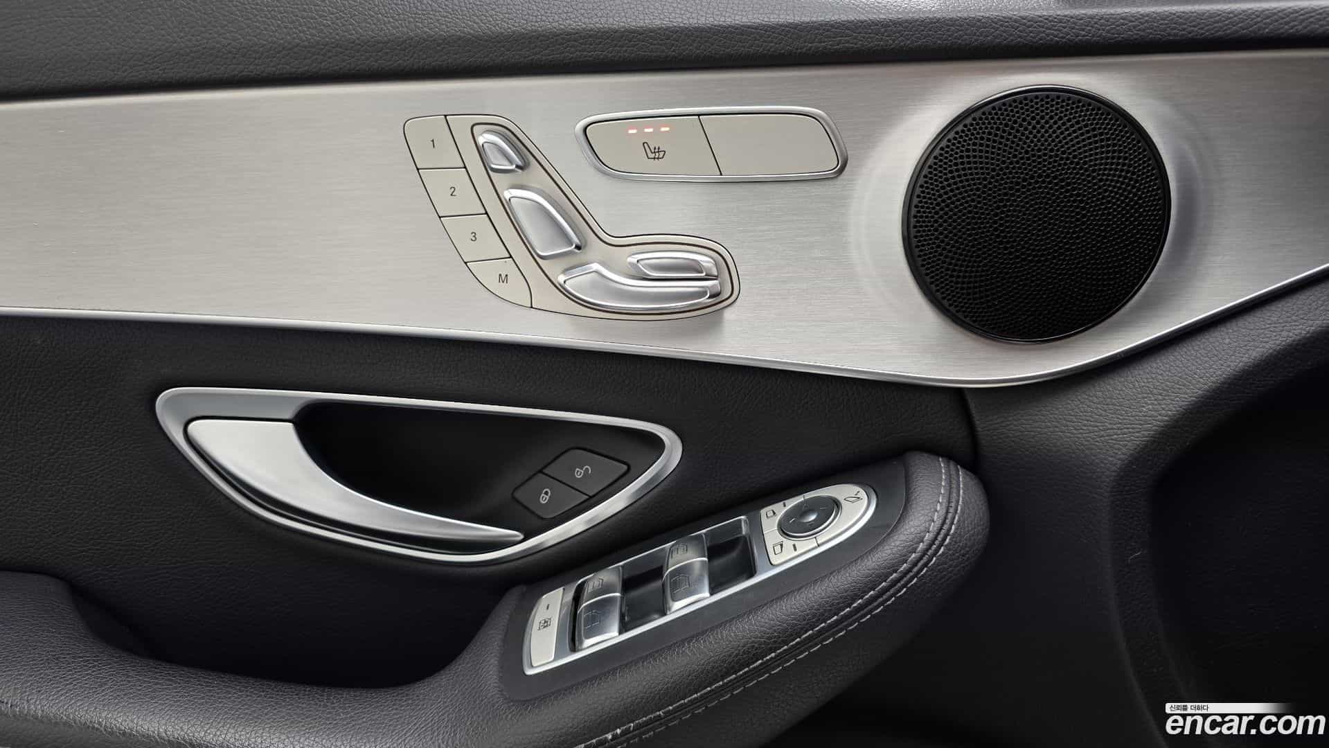 C-Class Mercedes-Benz 2016.10-OPTION-023