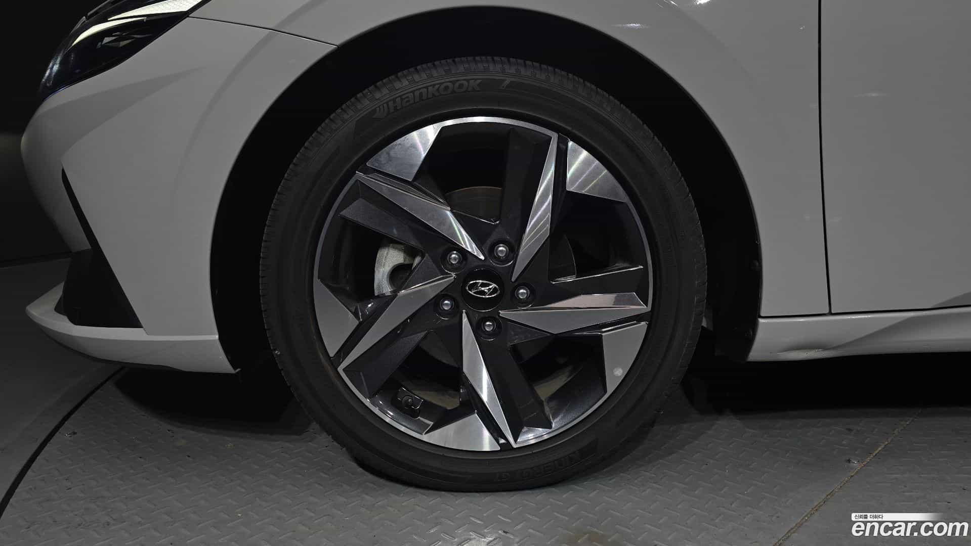 AVANTE Hyundai 2022.4-OUTER-005