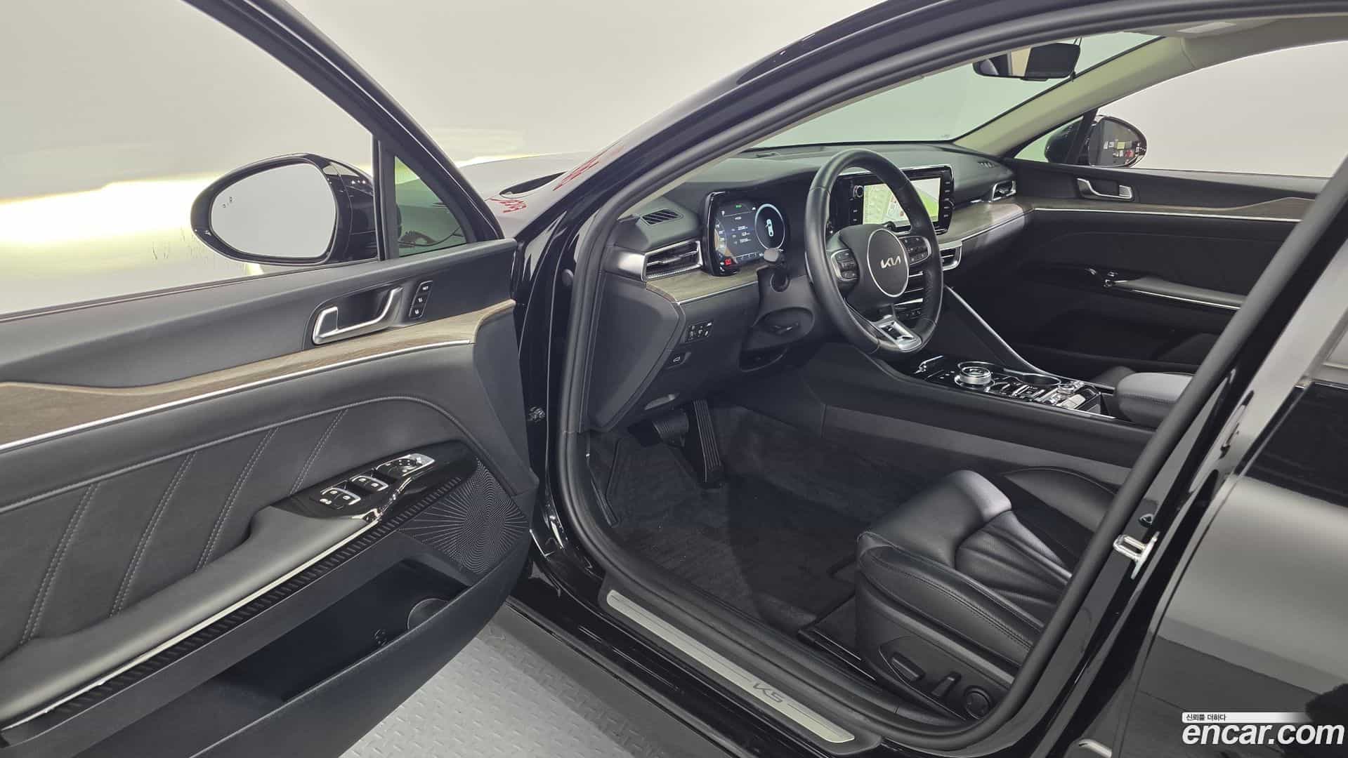 K5 Kia 2023.4-INNER-010