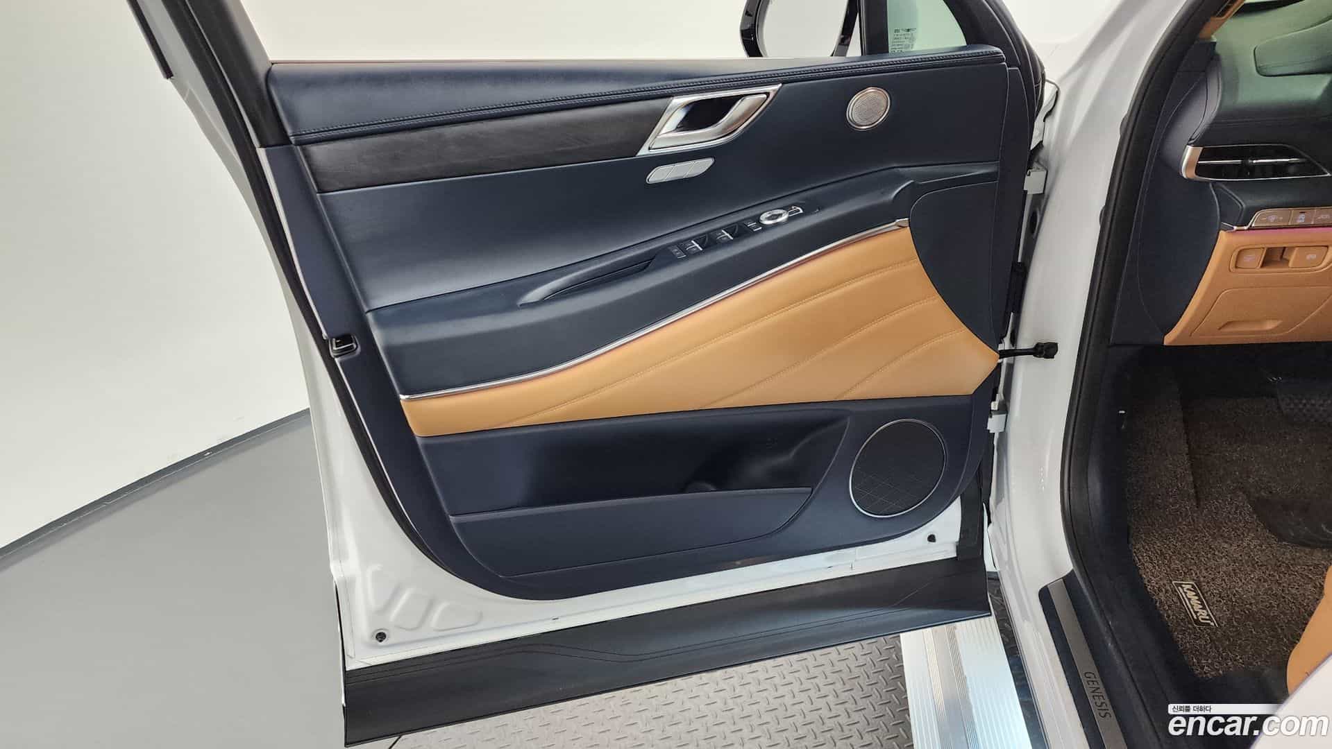 GV80 Genesis 2021.3-INNER-034