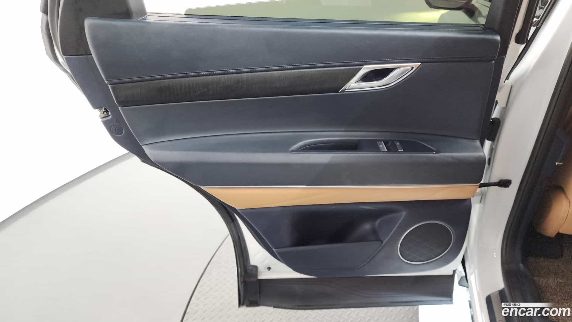 GV80 Genesis 2021.3-INNER-035