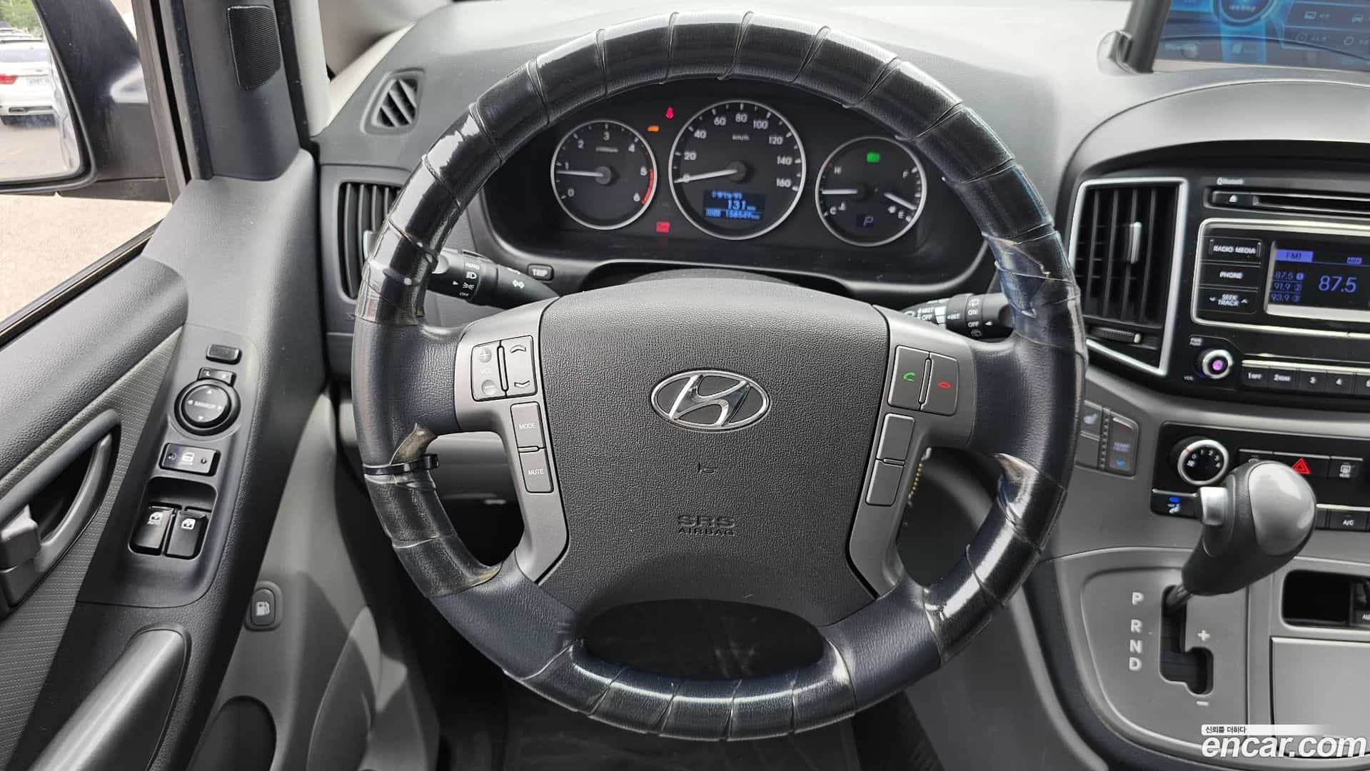 Starex Hyundai 2017.8-OPTION-017