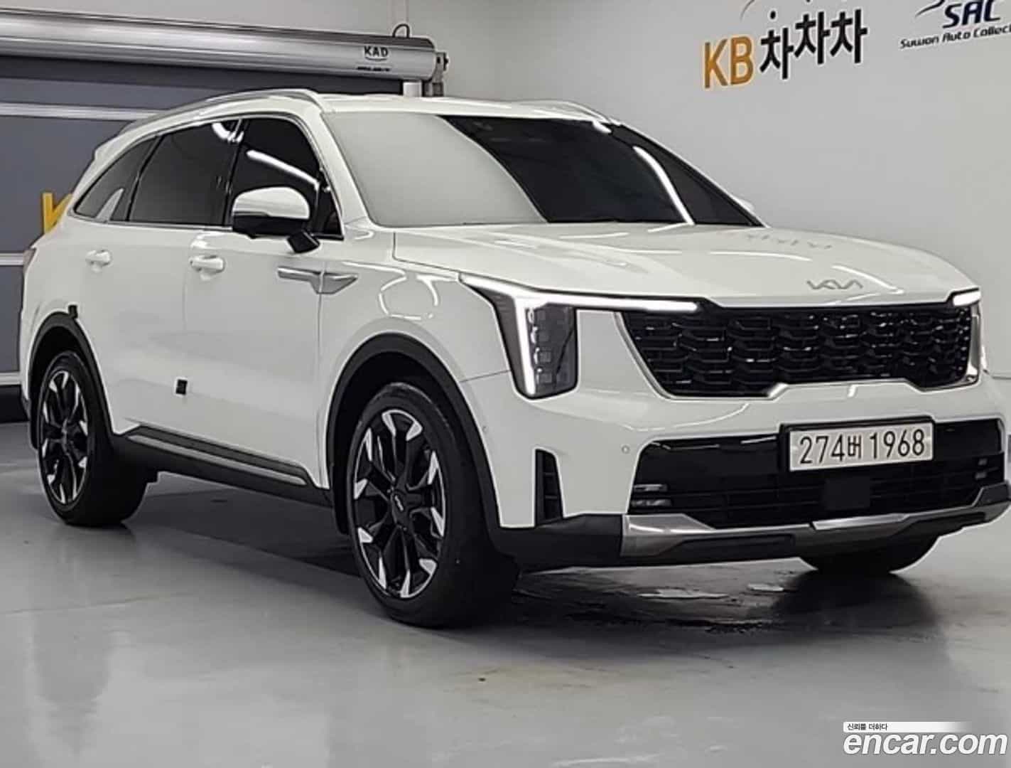 Sorento Kia 2023.9-OUTER-004