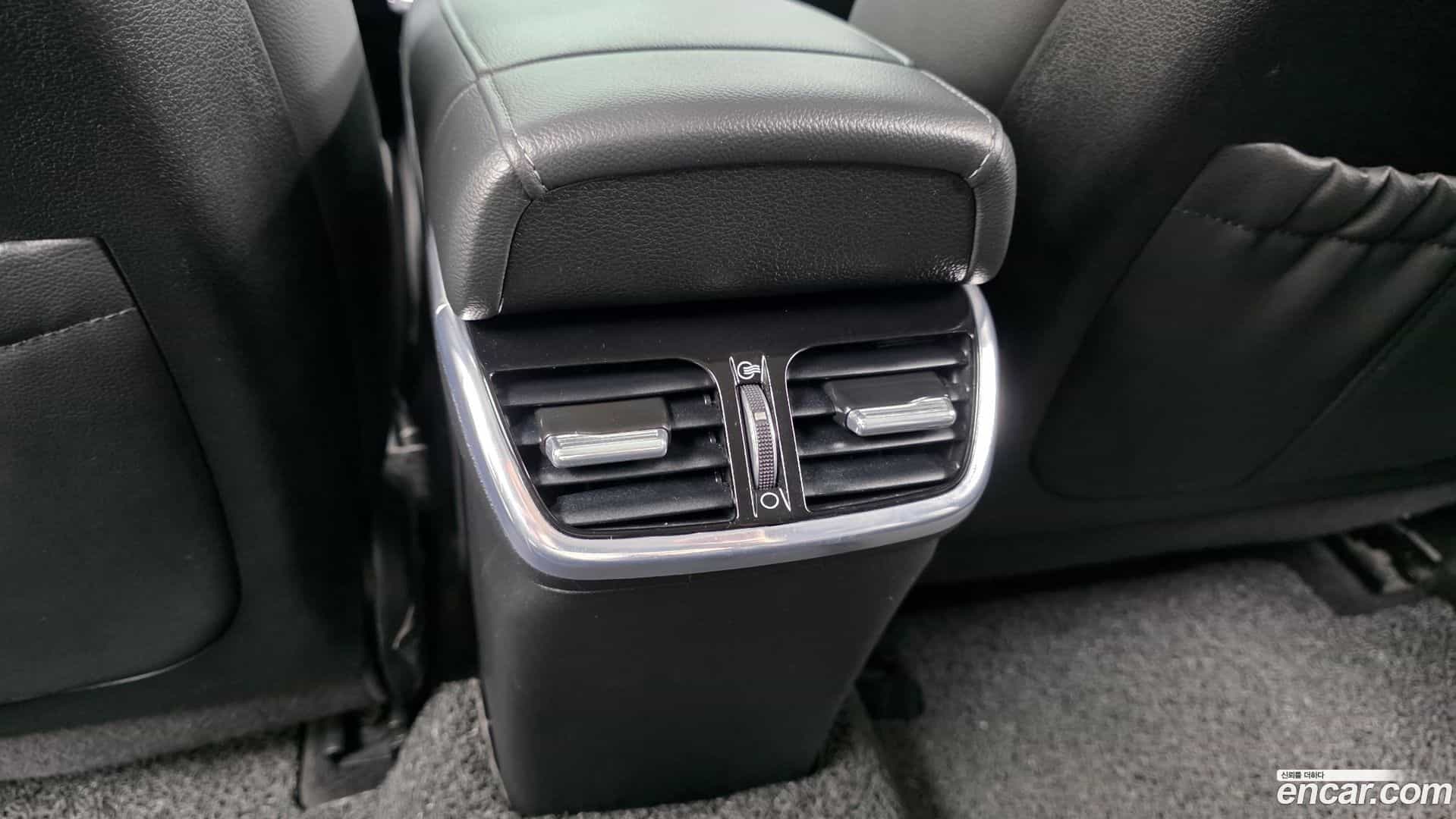 Grandeur Hyundai 2020.3-OPTION-045