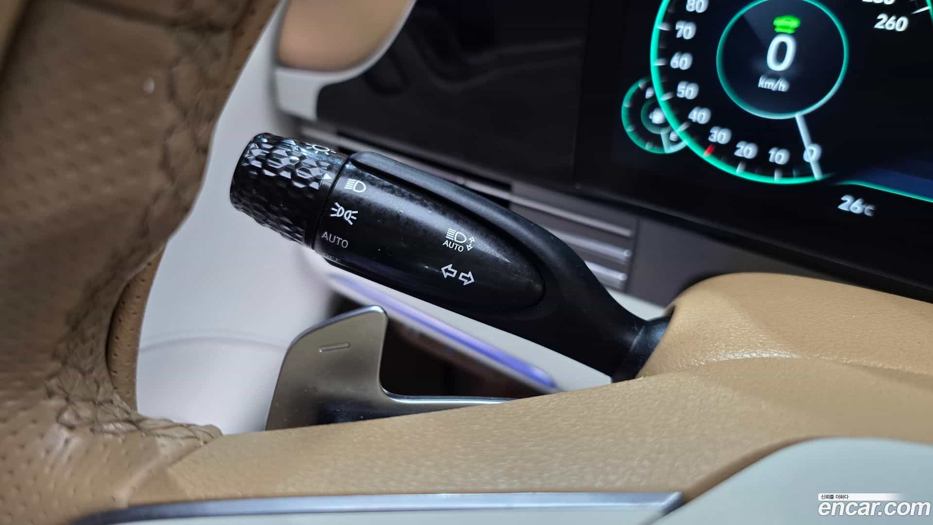 Grandeur Hyundai 2020.0-OPTION-041