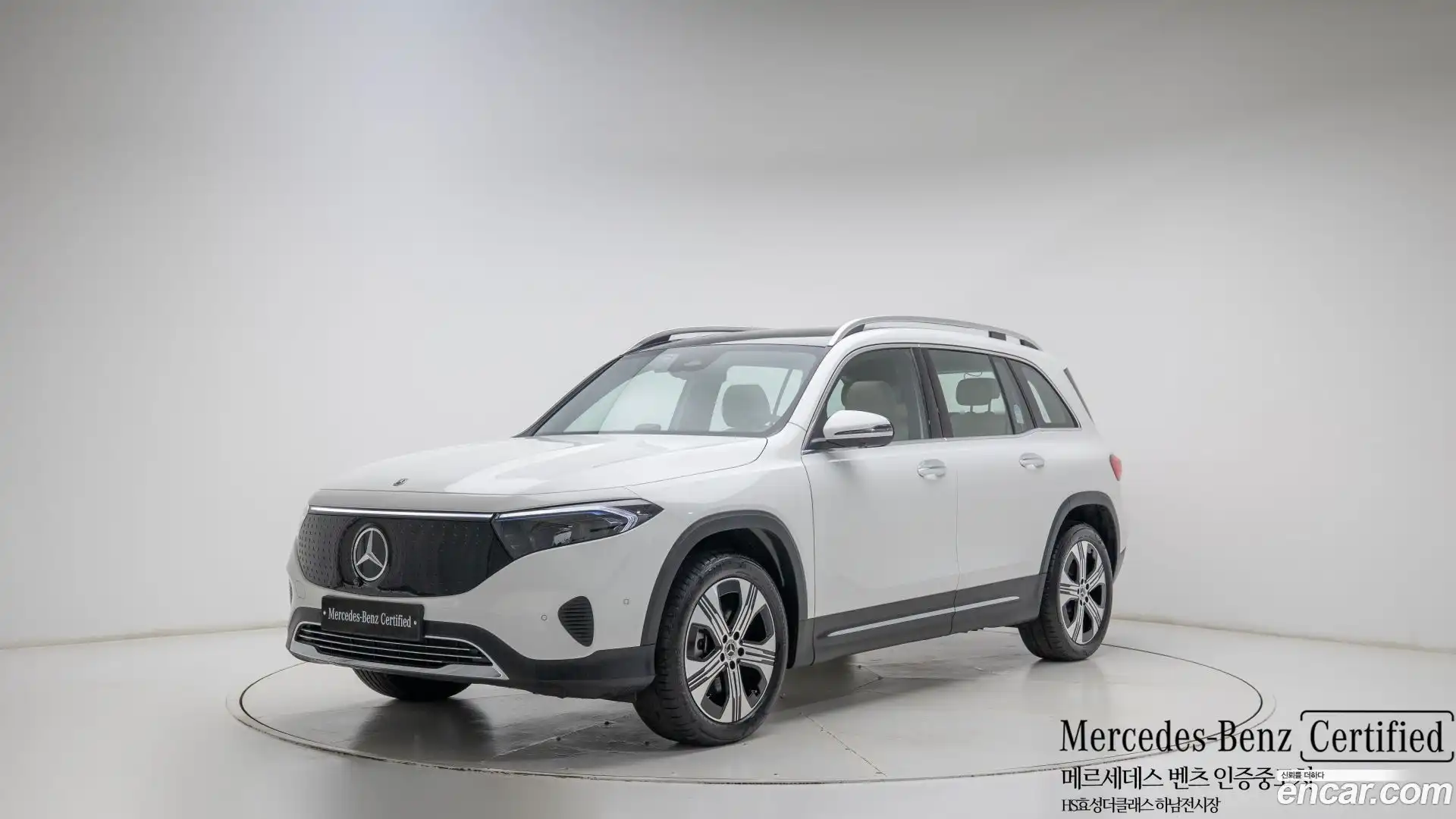 EQB Mercedes-Benz 2025.7-OUTER-001