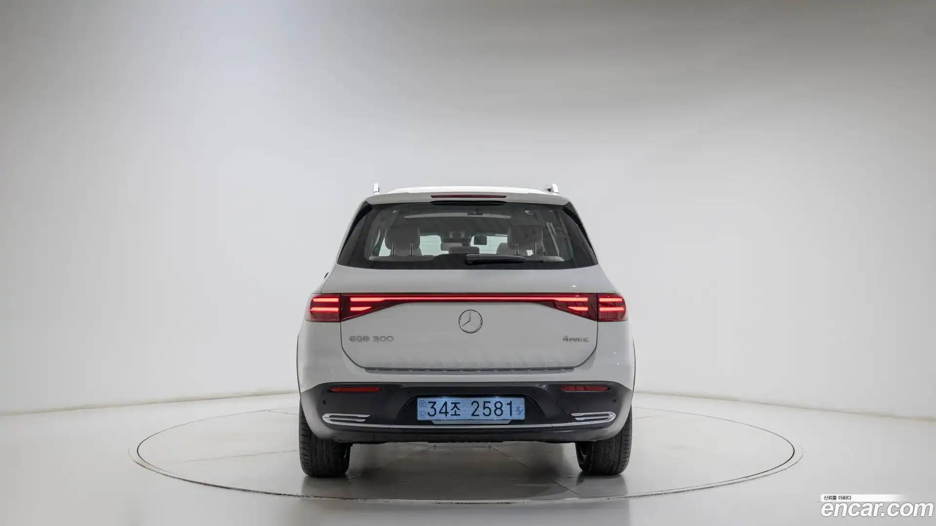 EQB Mercedes-Benz 2025.7-OUTER-004