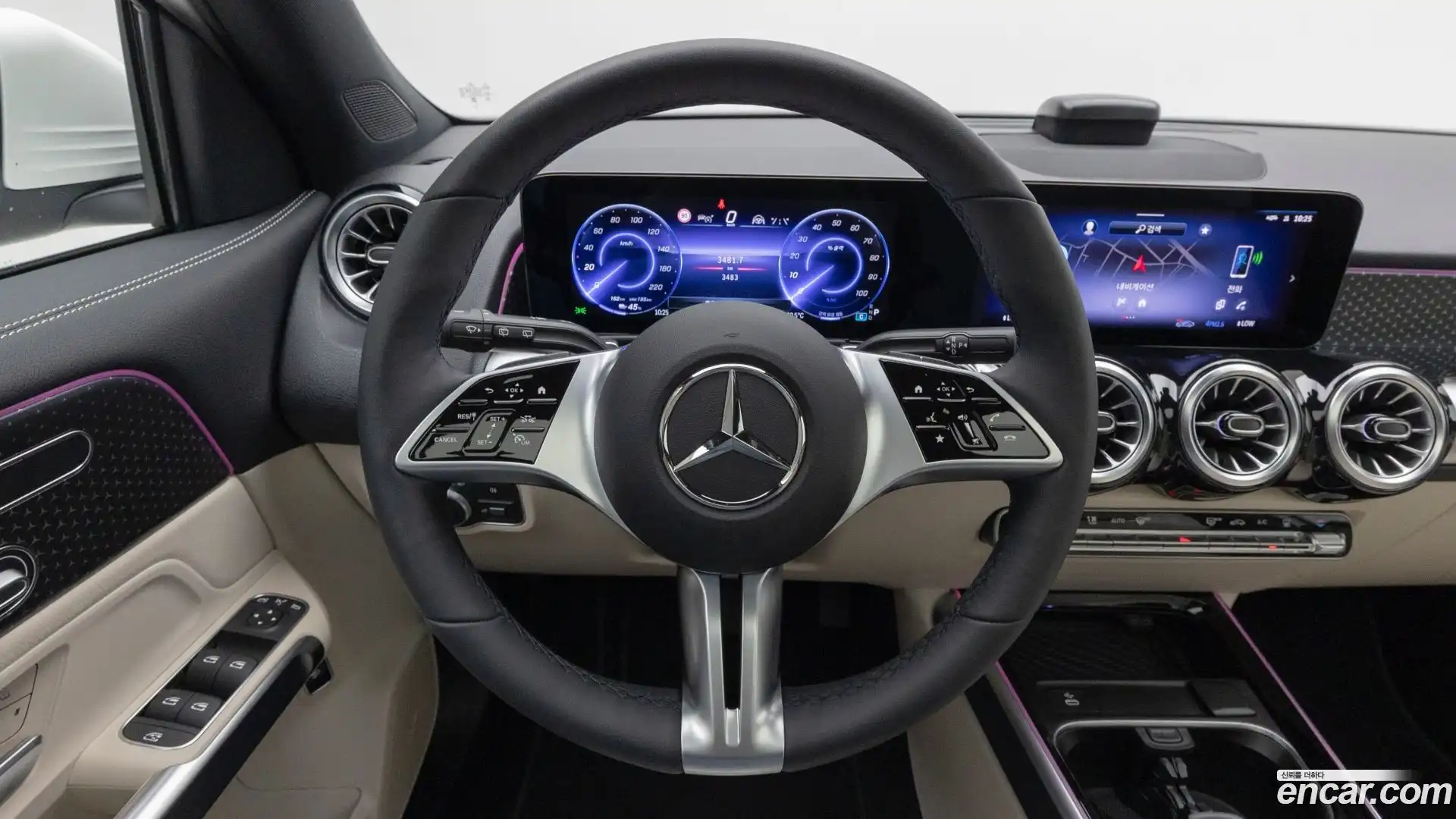 EQB Mercedes-Benz 2025.7-OPTION-016